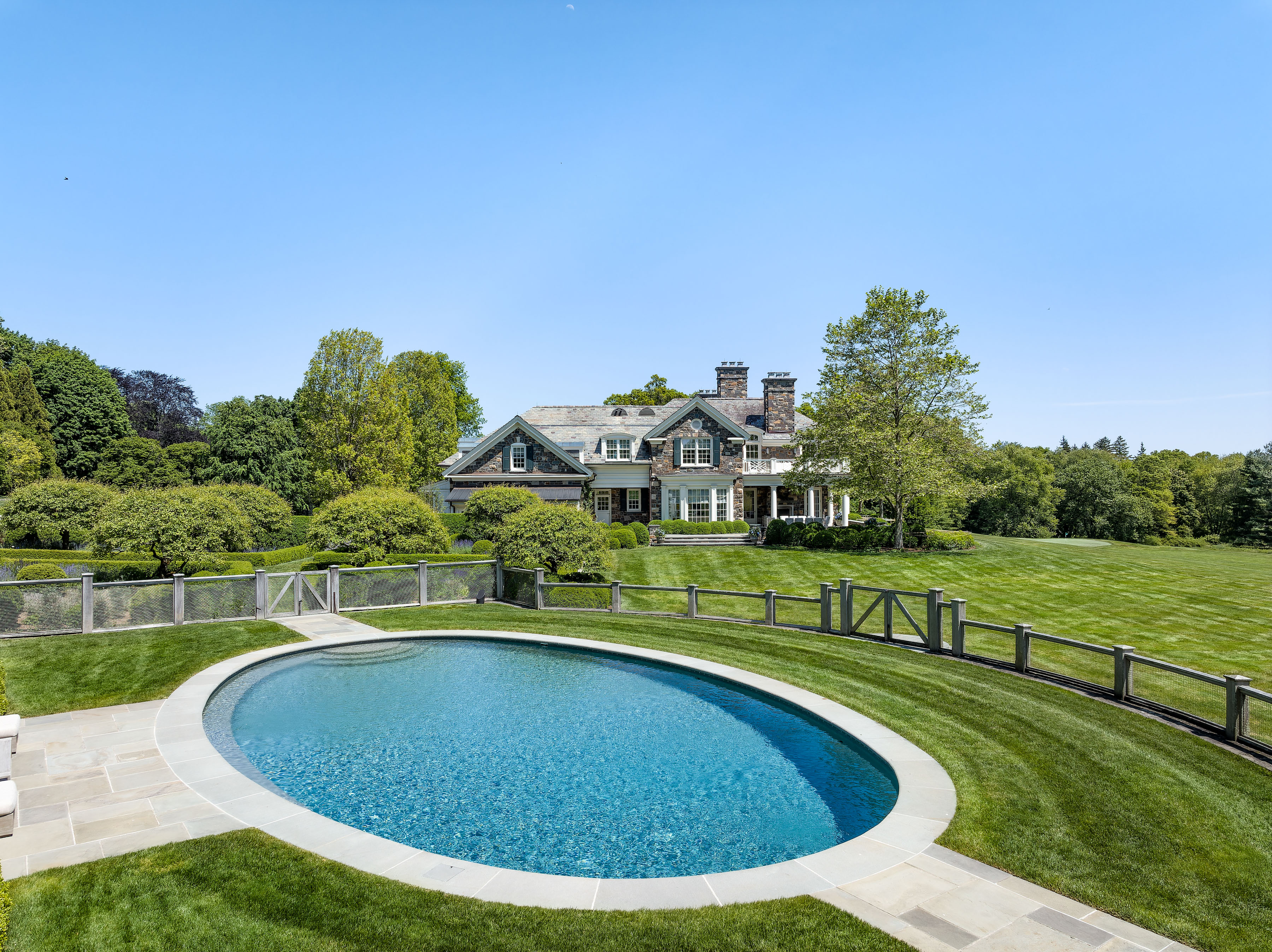 24 Conyers Farm Drive