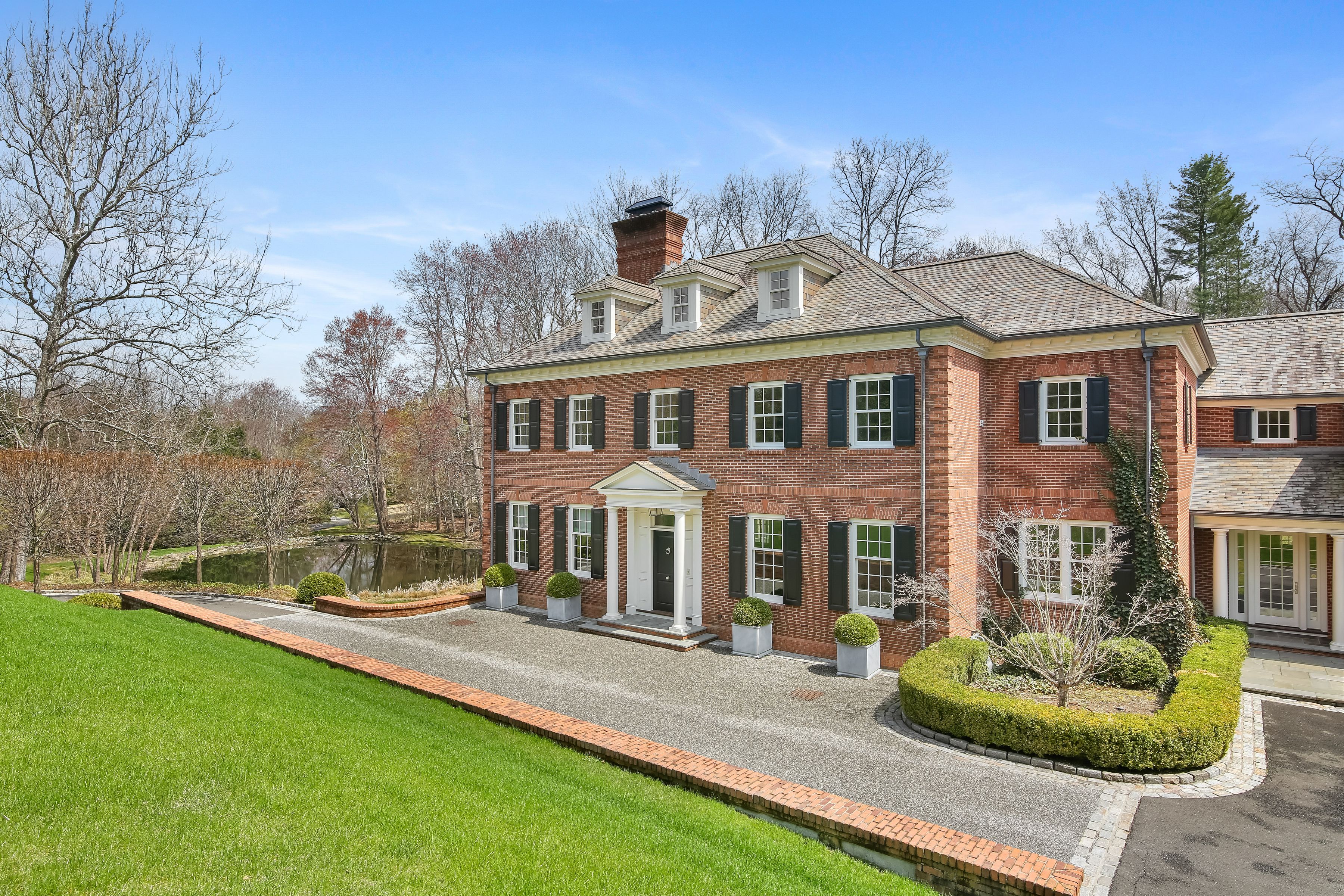 26 Taconic Road