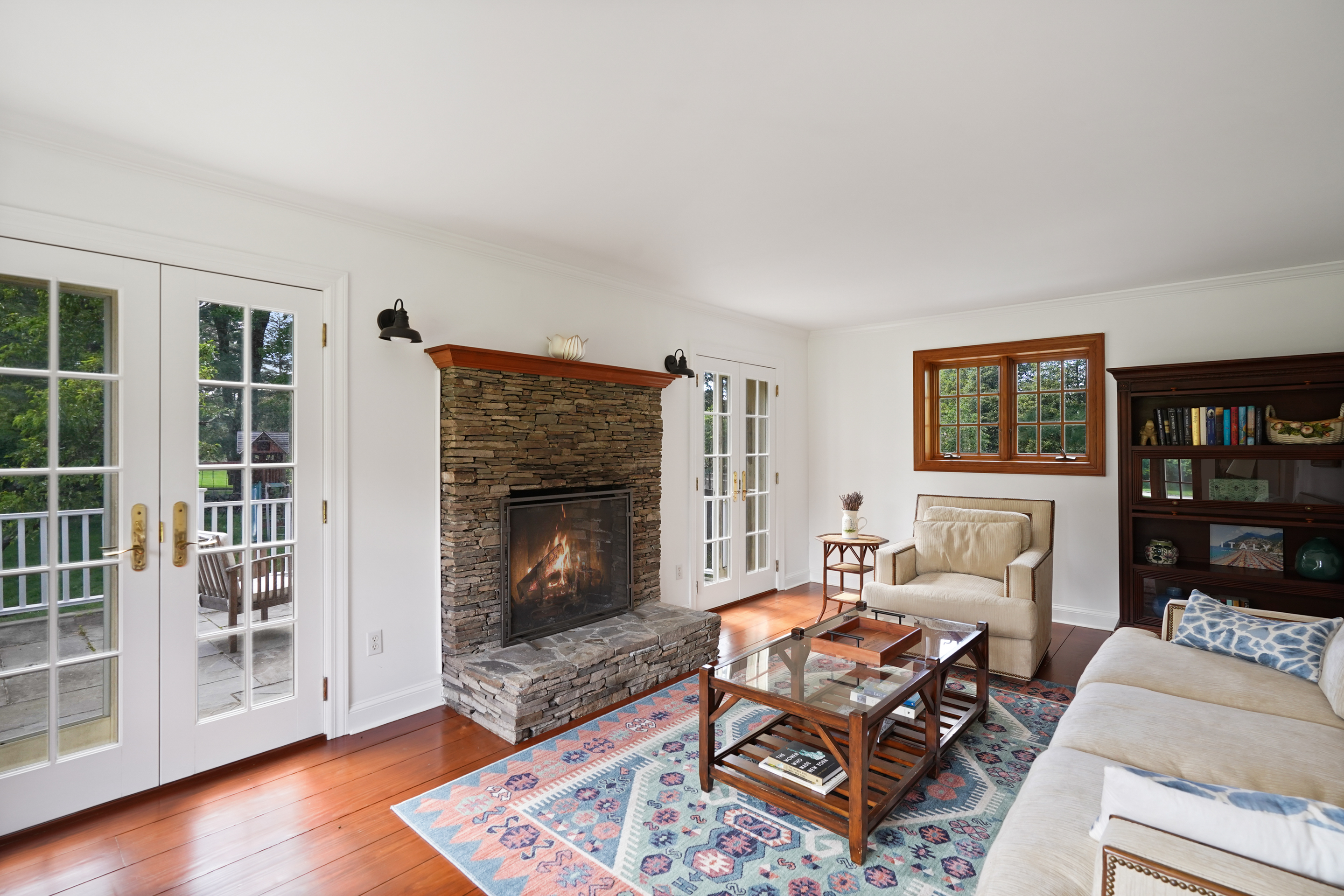280 Round Hill Road