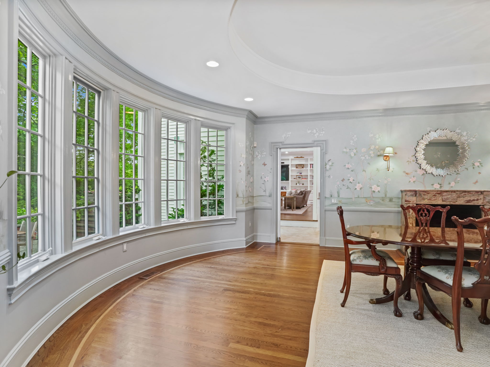 280 Round Hill Road