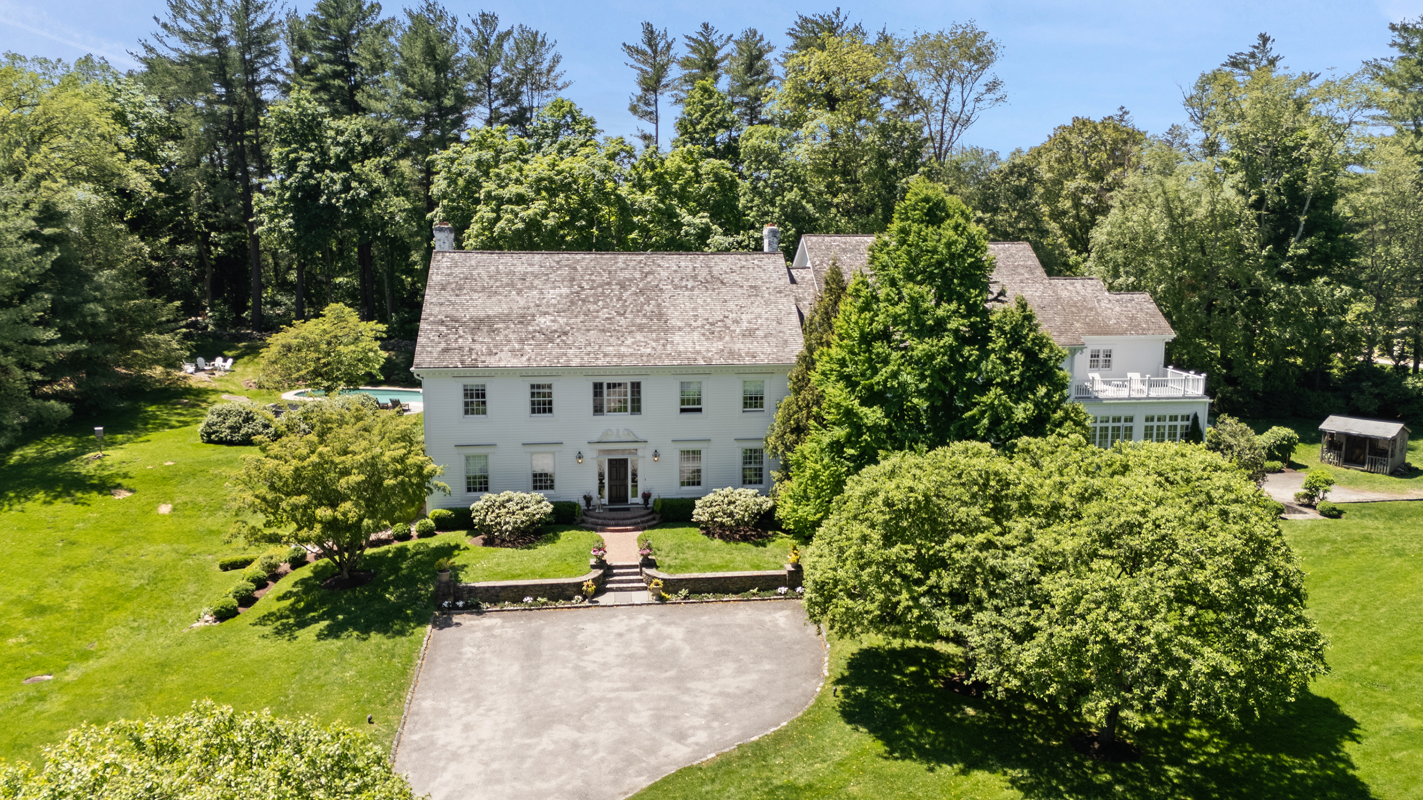 280 Round Hill Road