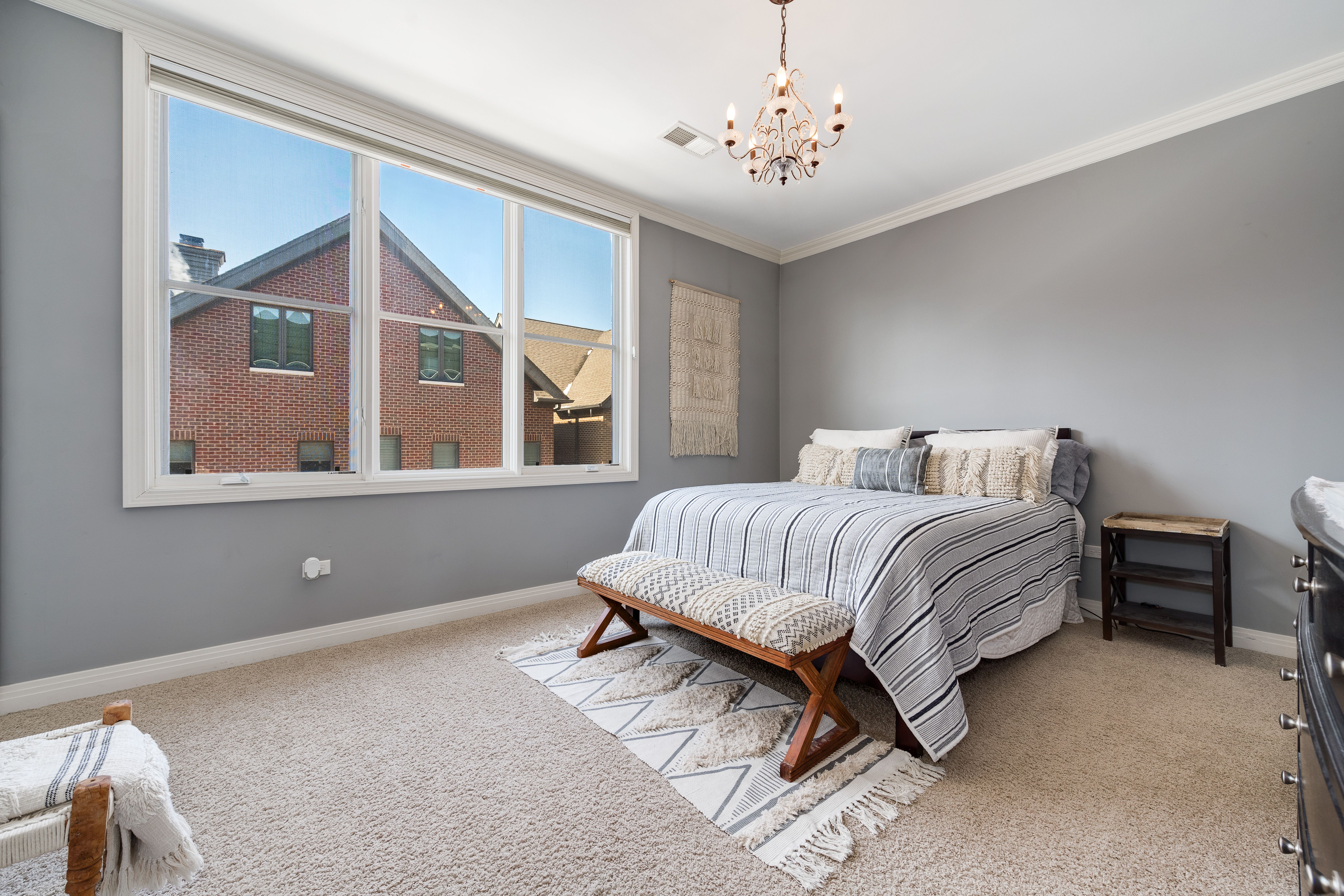 2654 N Hermitage C37 