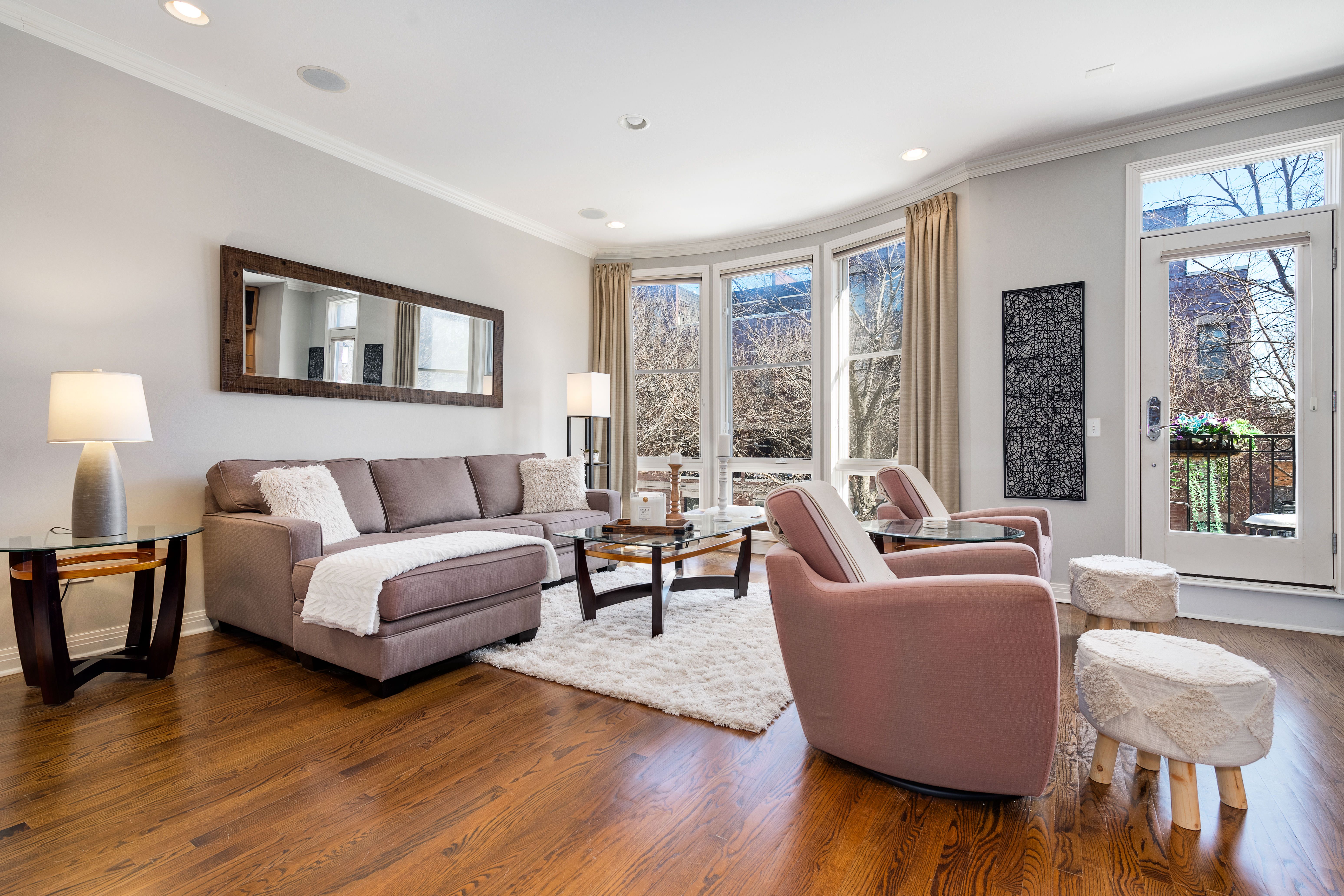 2654 N Hermitage C37 