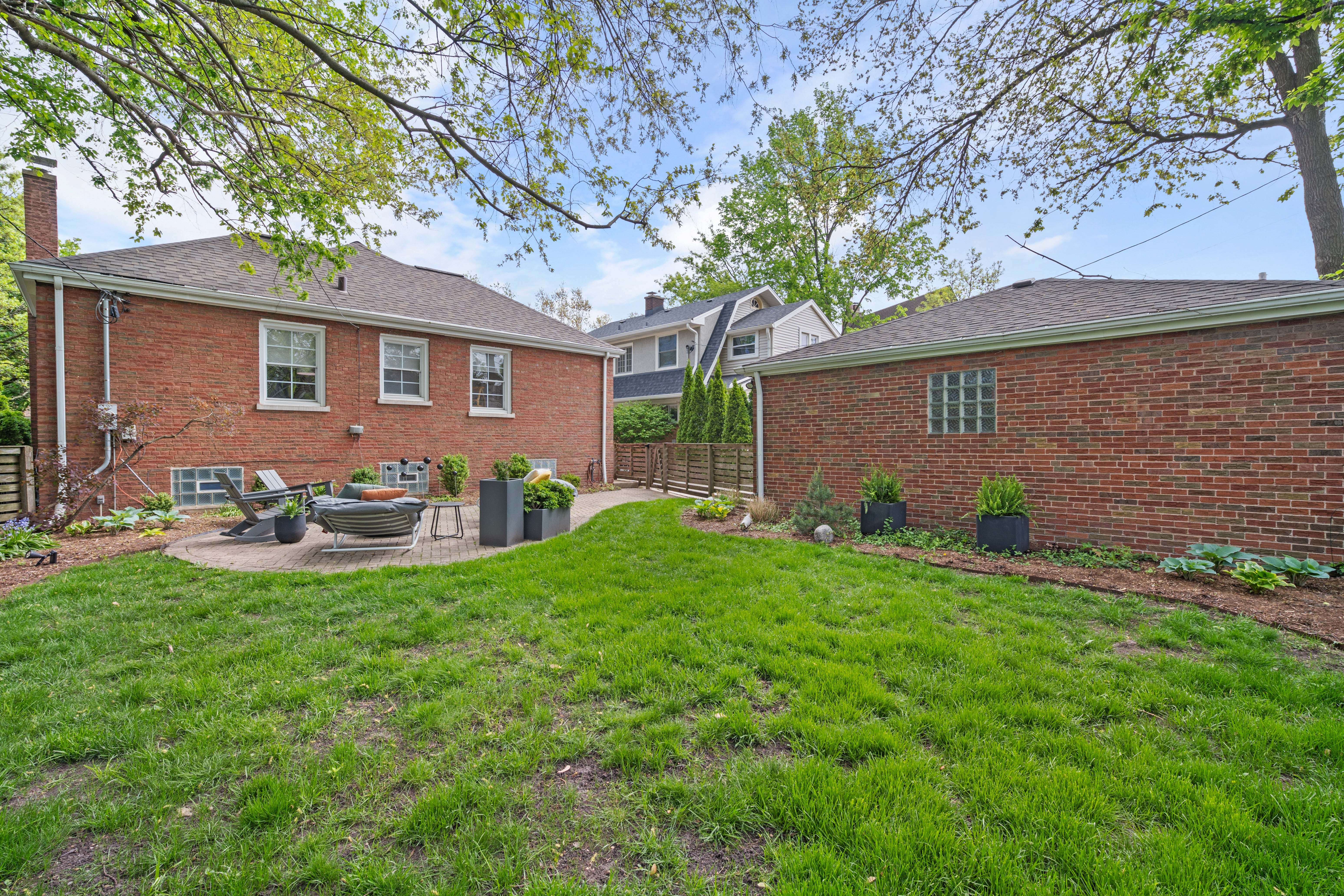 151 N Delaplaine Road 