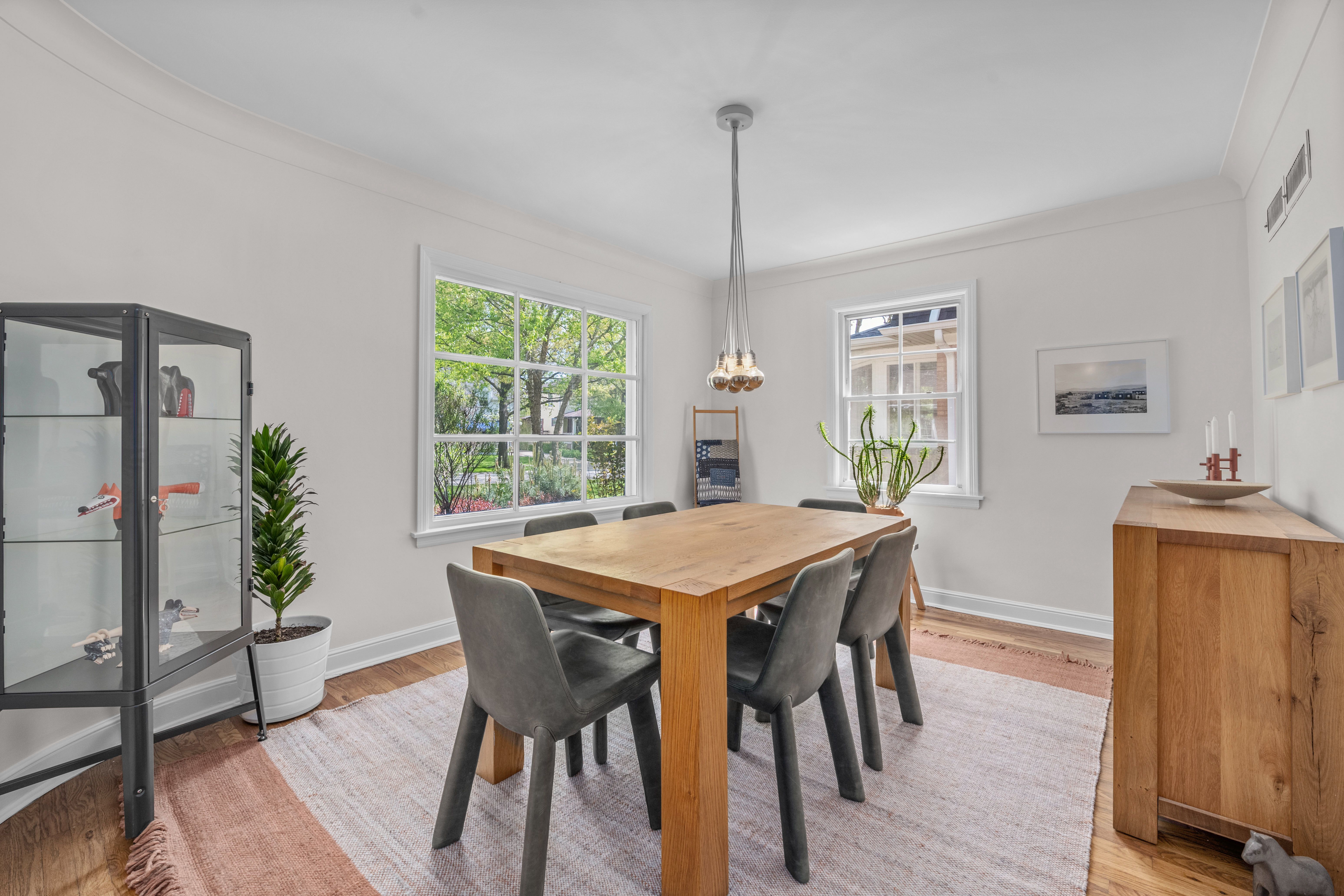 151 N Delaplaine Road 
