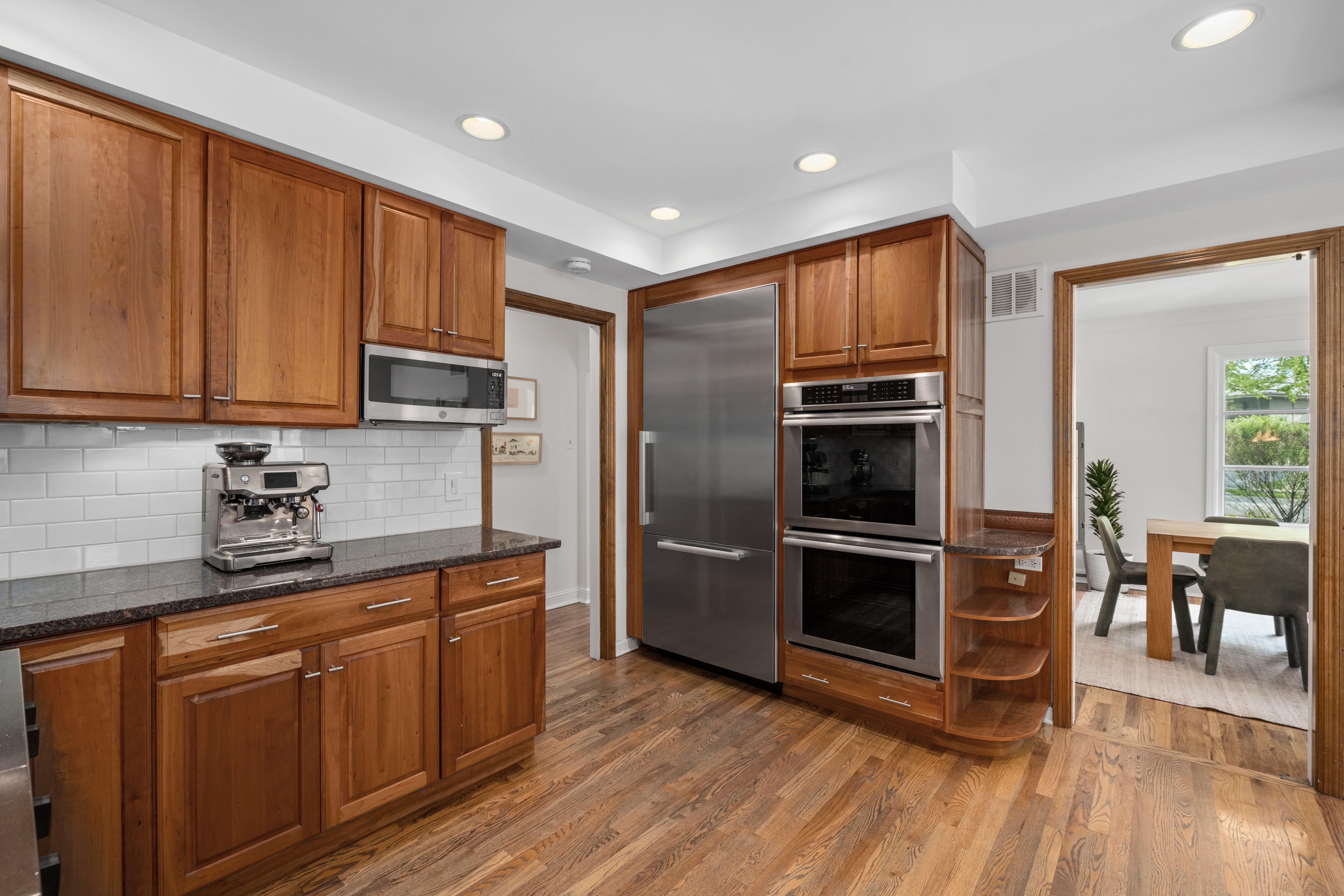 151 N Delaplaine Road 