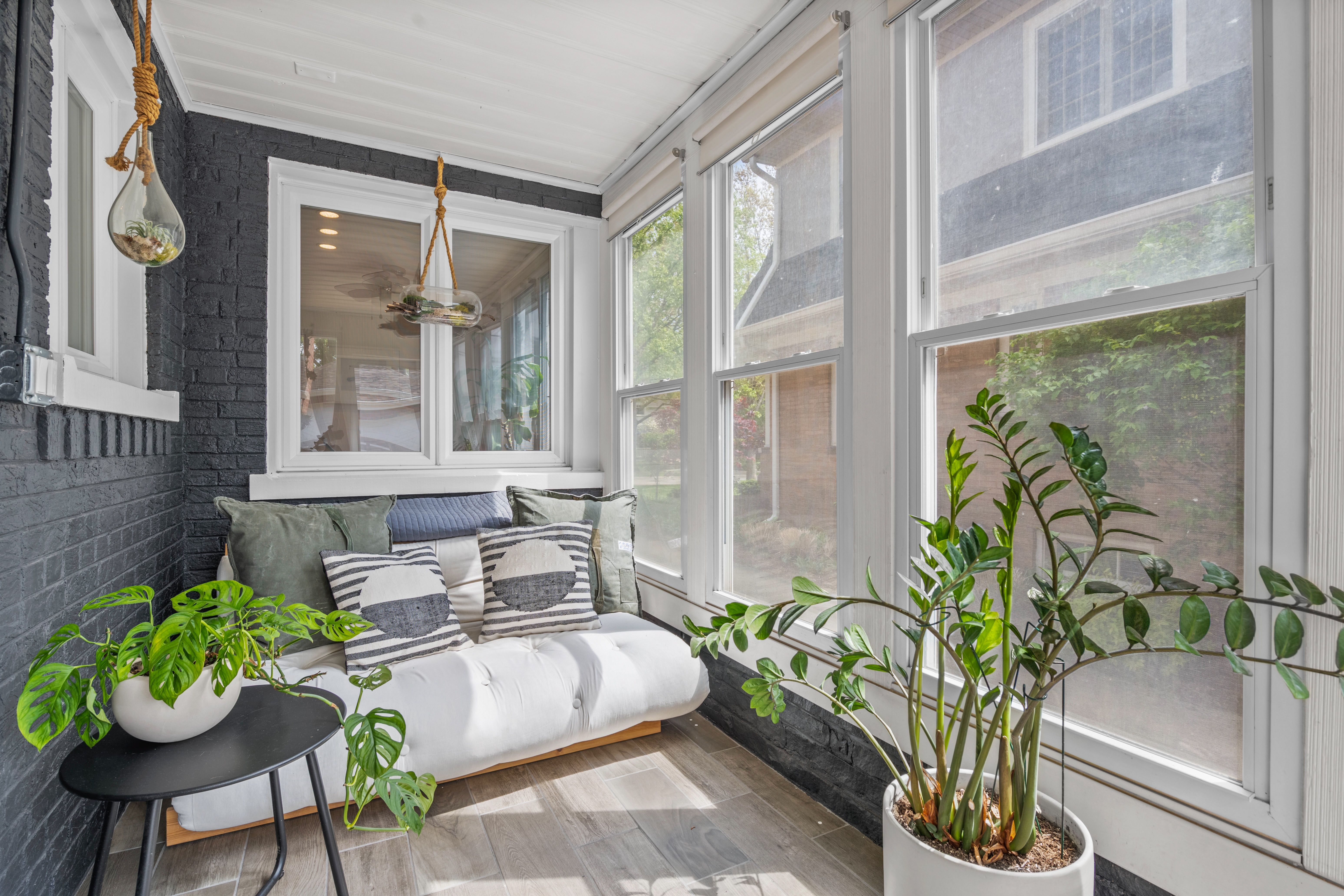 151 N Delaplaine Road 