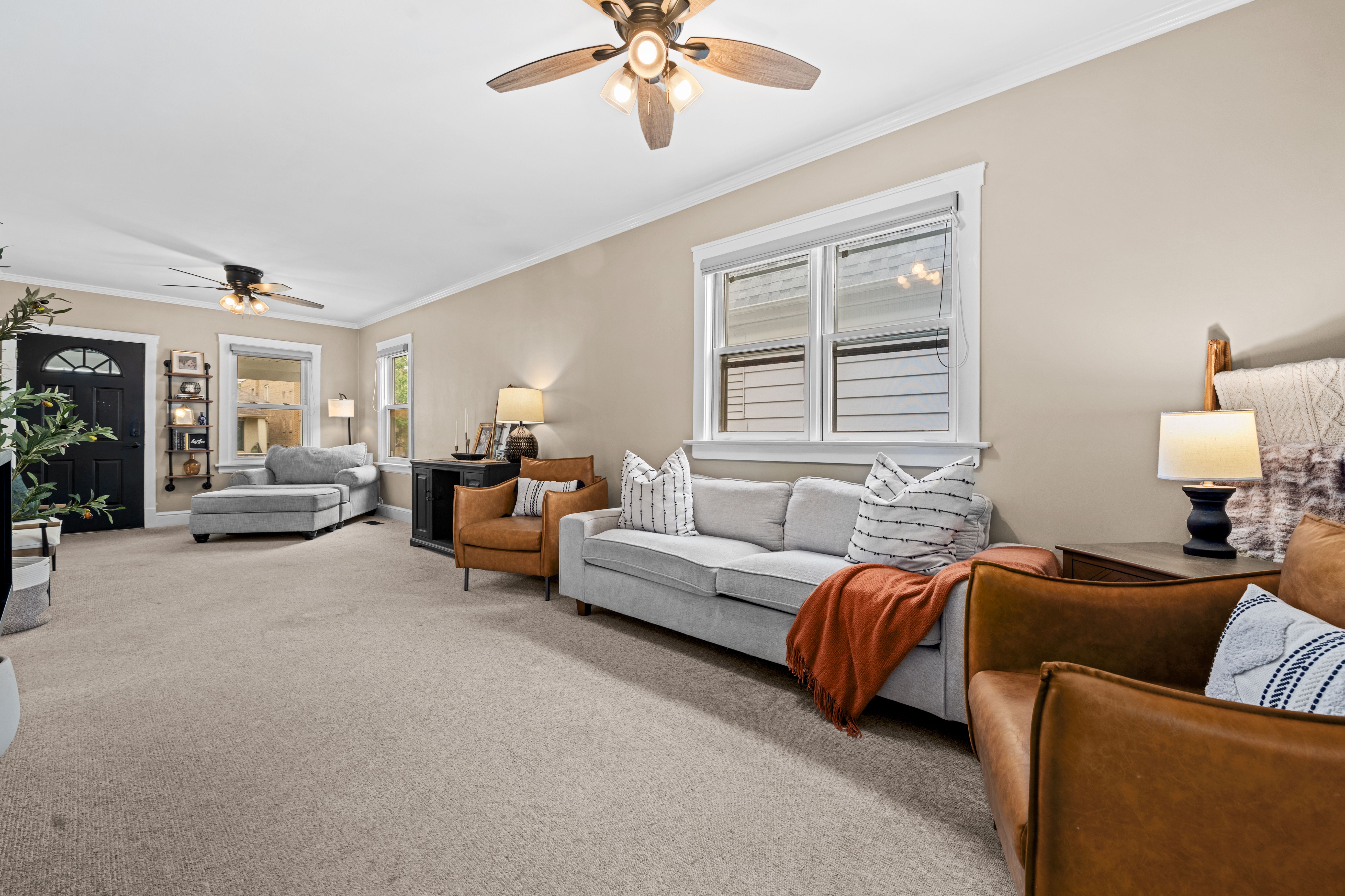 6085 N Nassau Avenue 