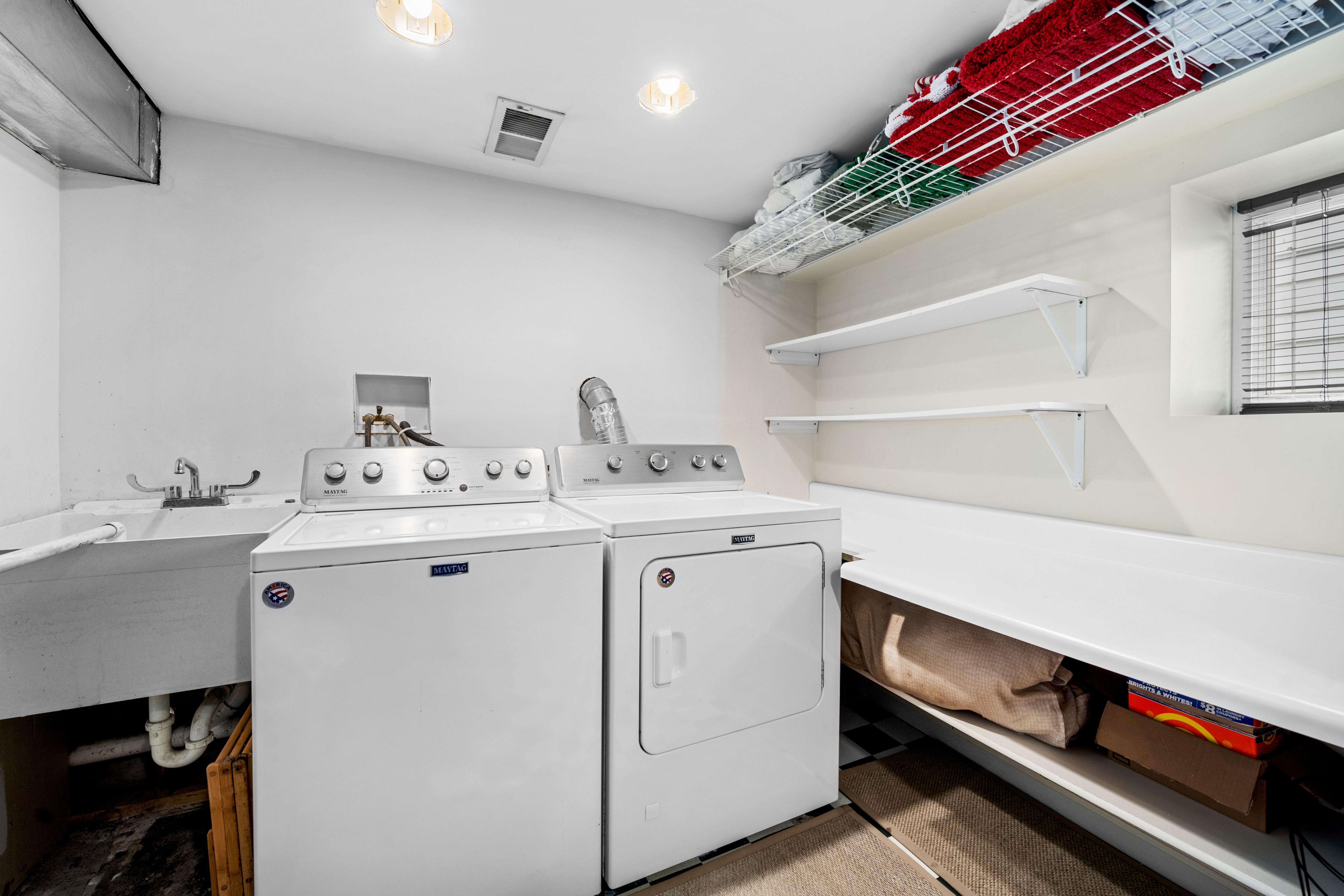 6085 N Nassau Avenue 