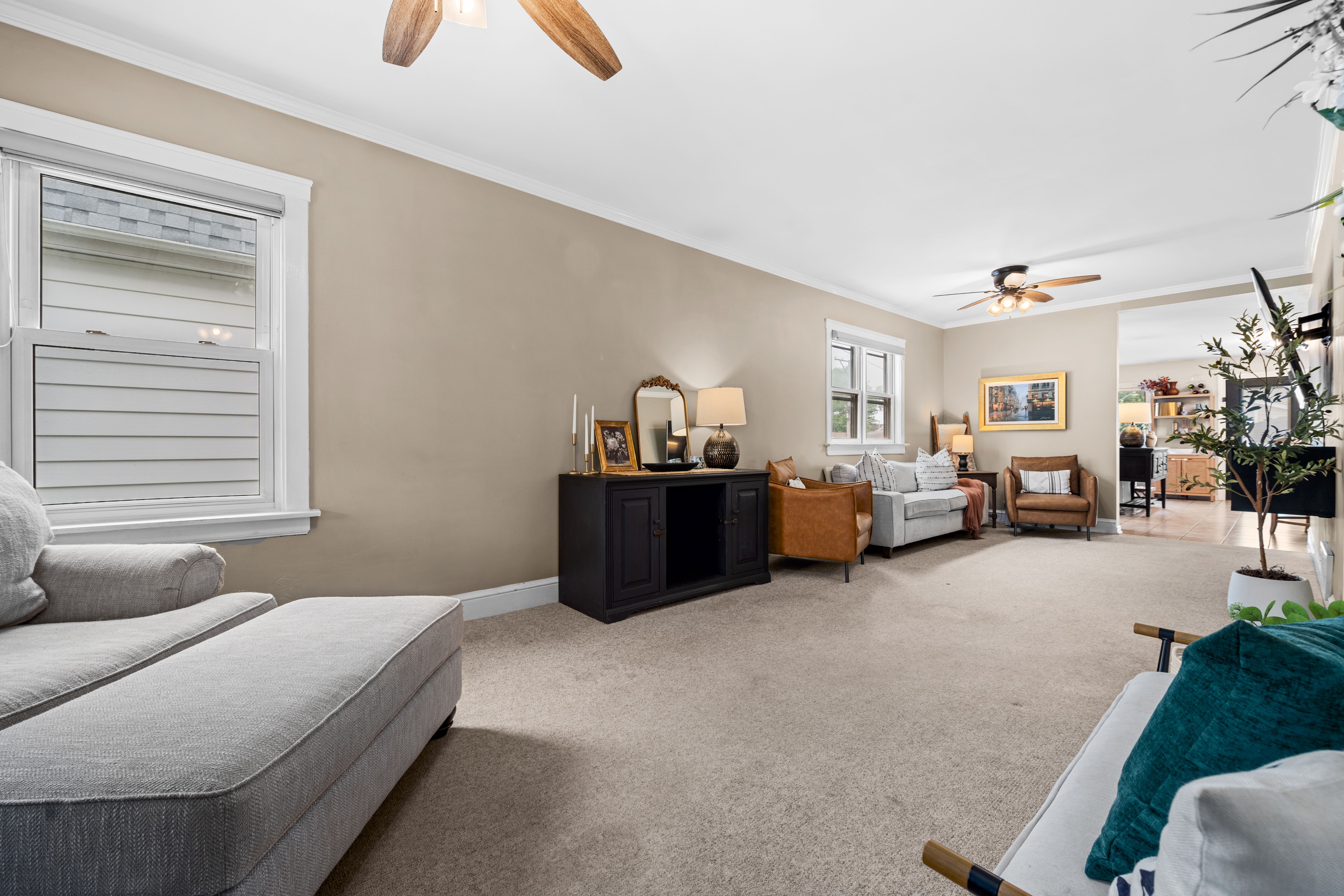 6085 N Nassau Avenue 