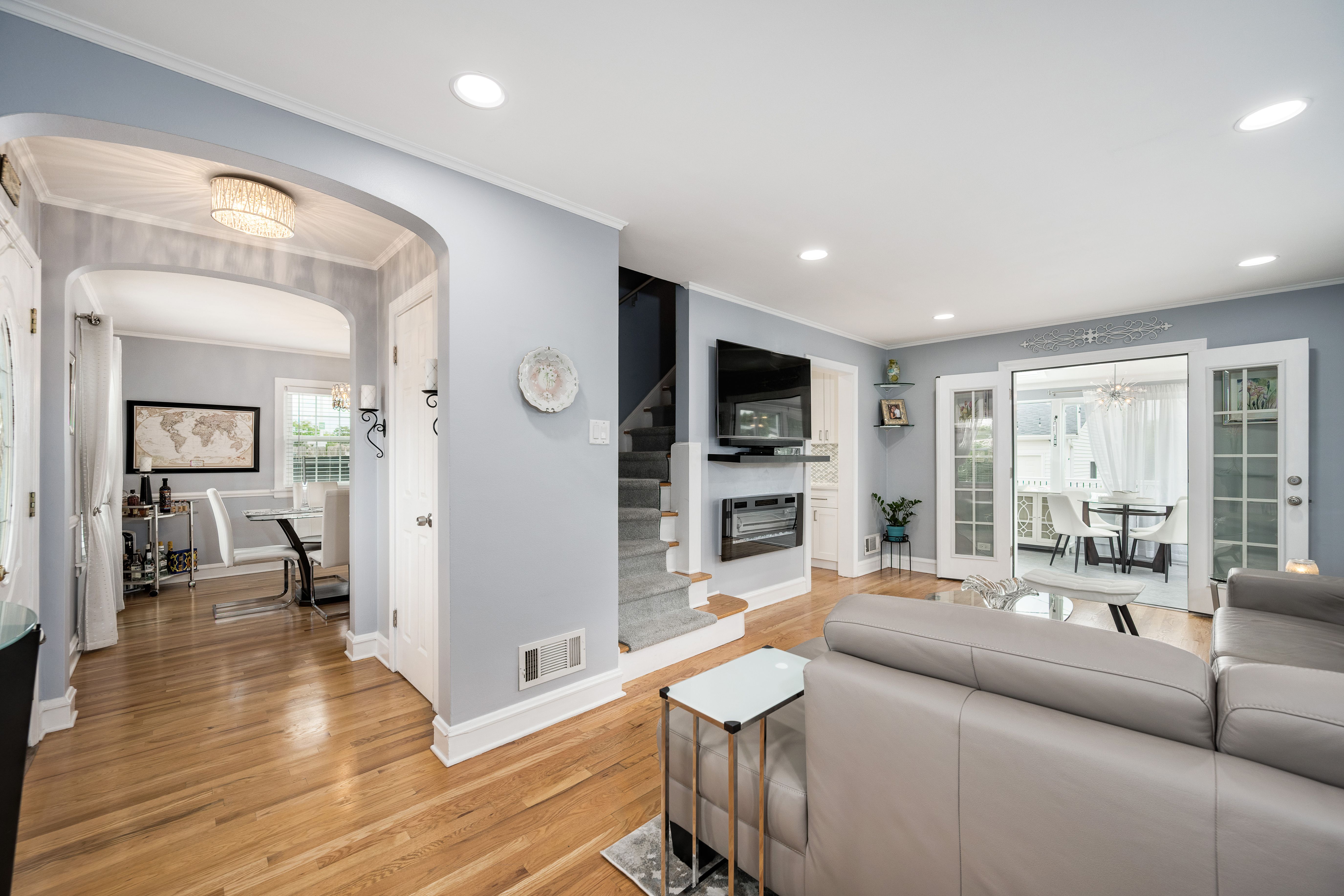 7215 W Foster Avenue 