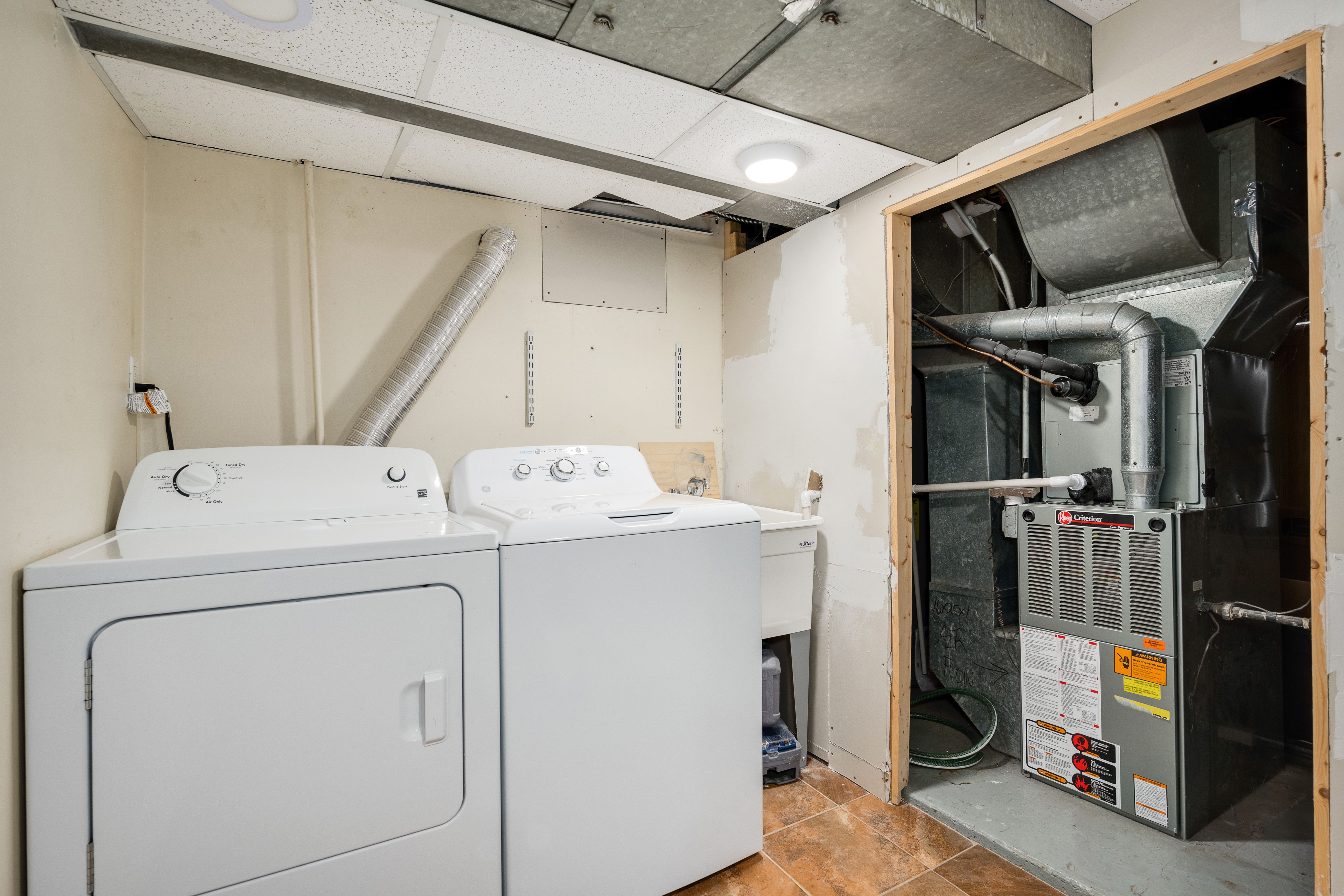 7215 W Foster Avenue 