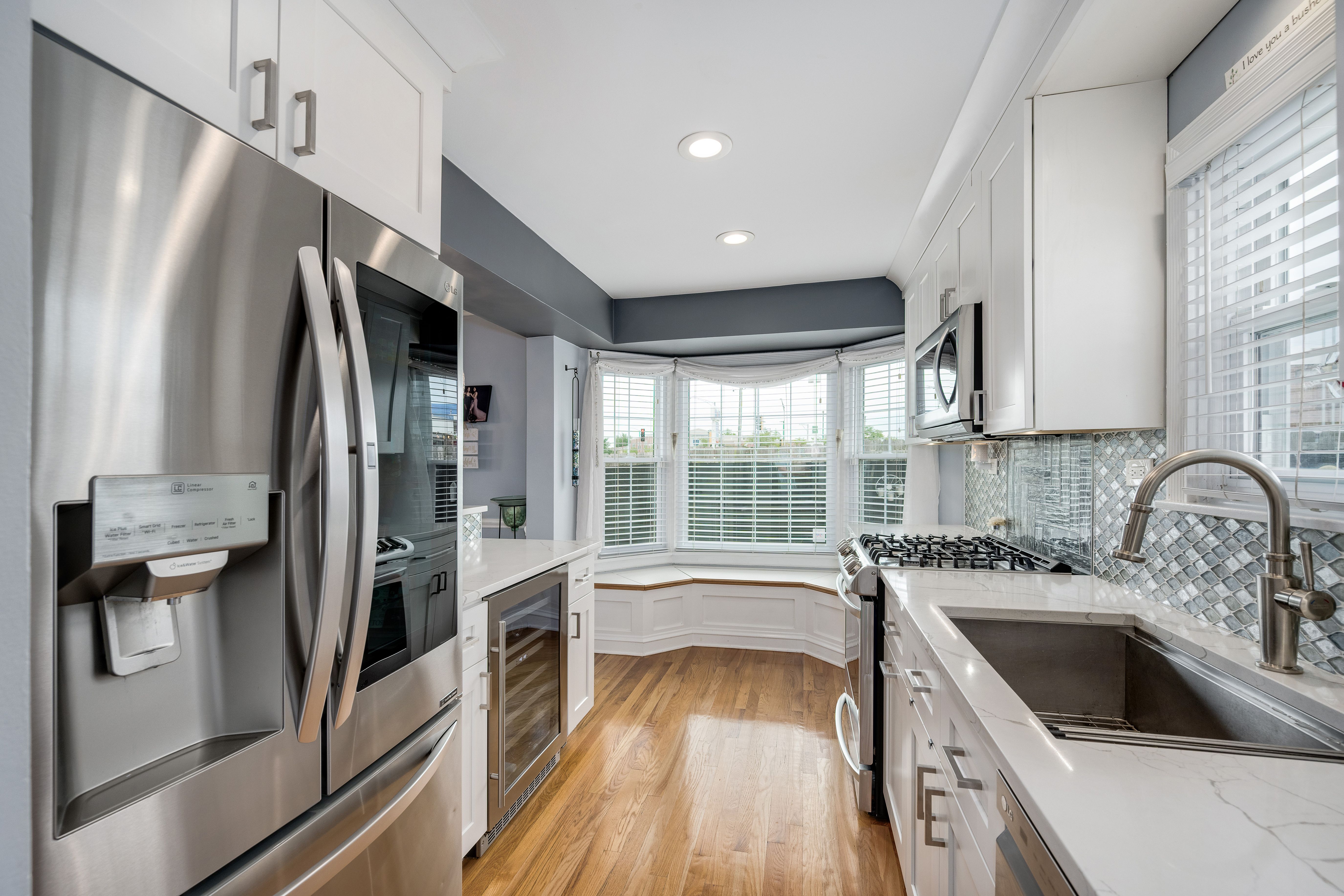 7215 W Foster Avenue 