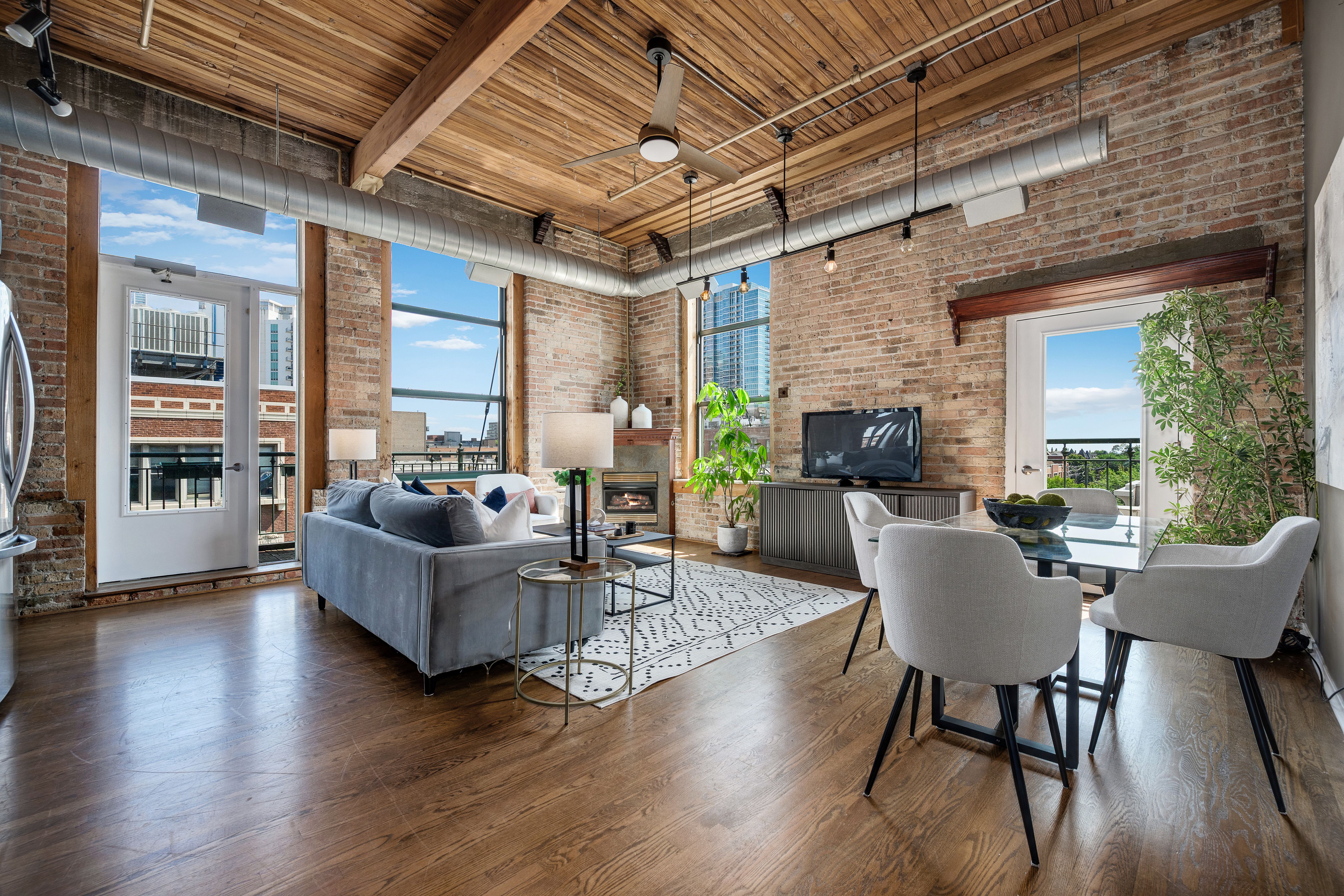 1801 S Michigan Avenue Unit# 507