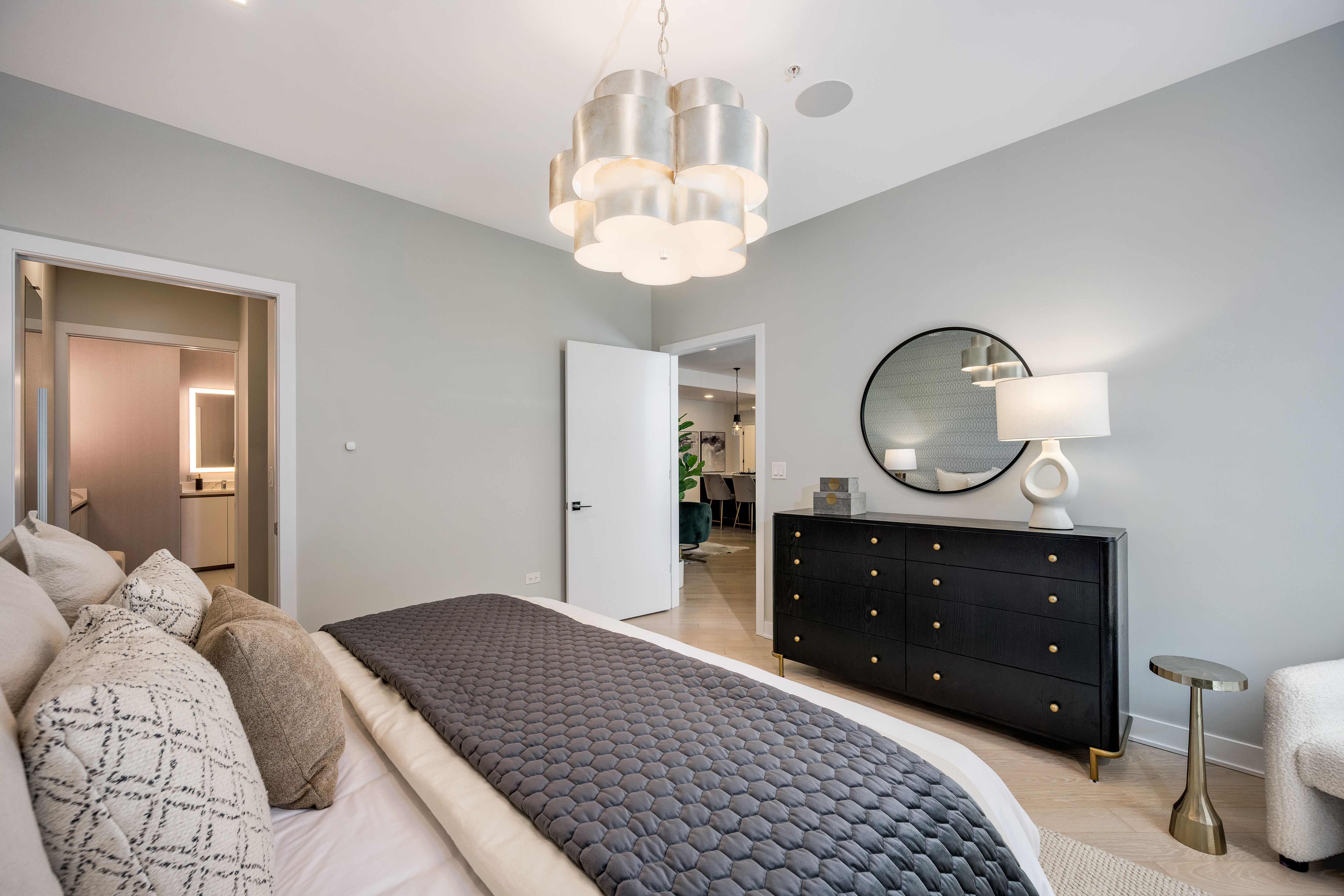 1000 W Monroe Street Unit# 502