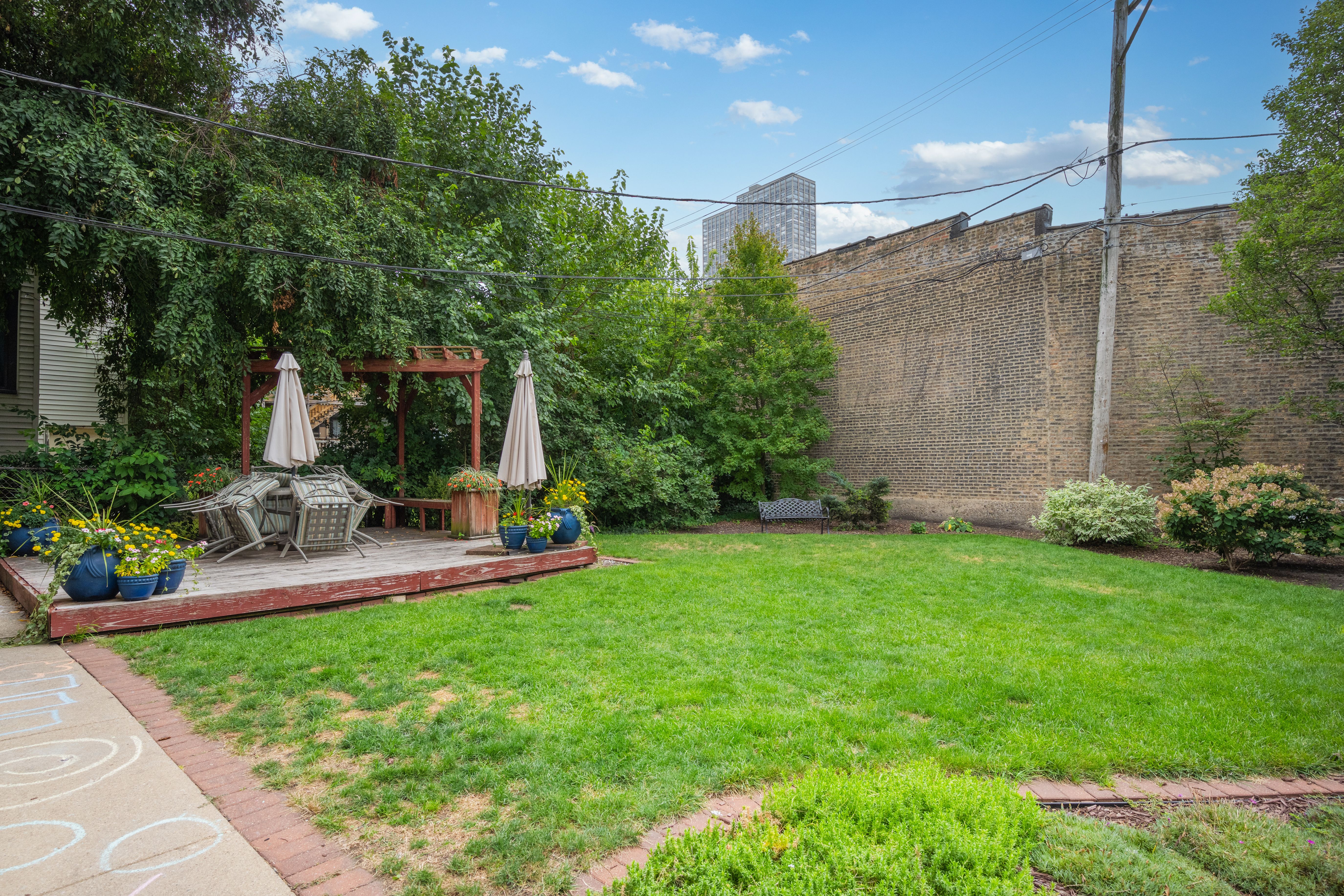 823 W Belle Plaine Avenue Unit# 1