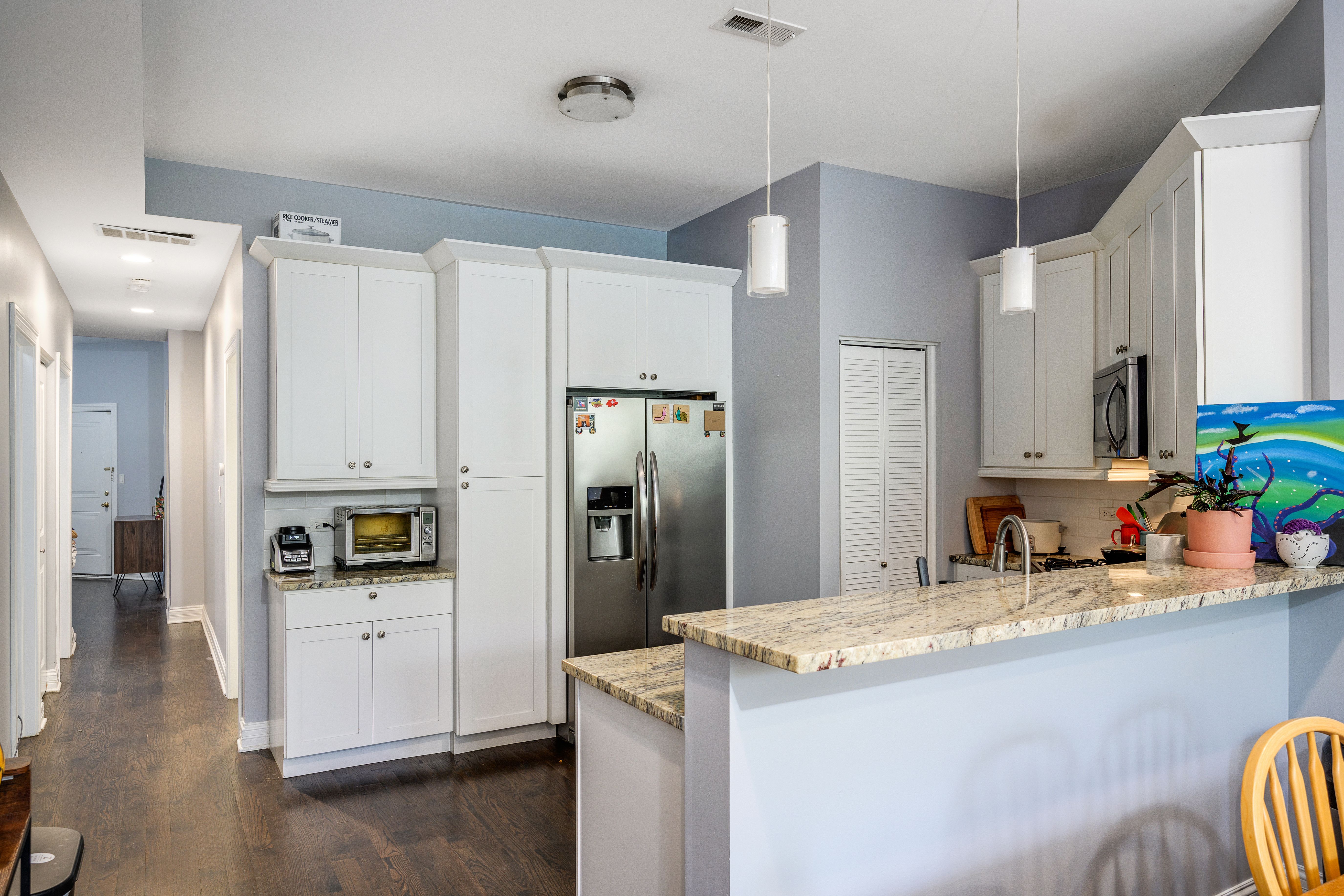 4631 N Kenmore Avenue 