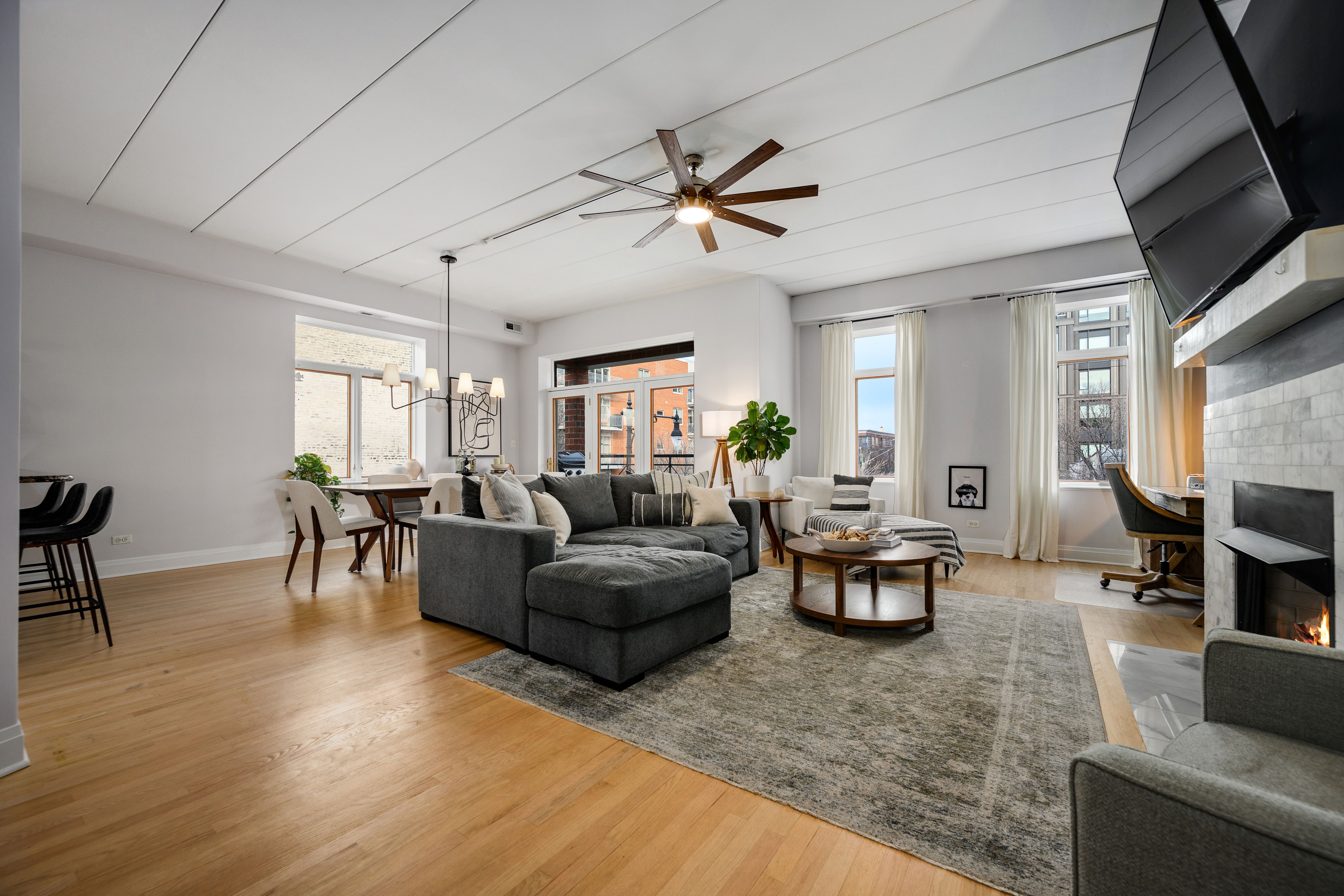 1111 W Madison Street Unit# 3A