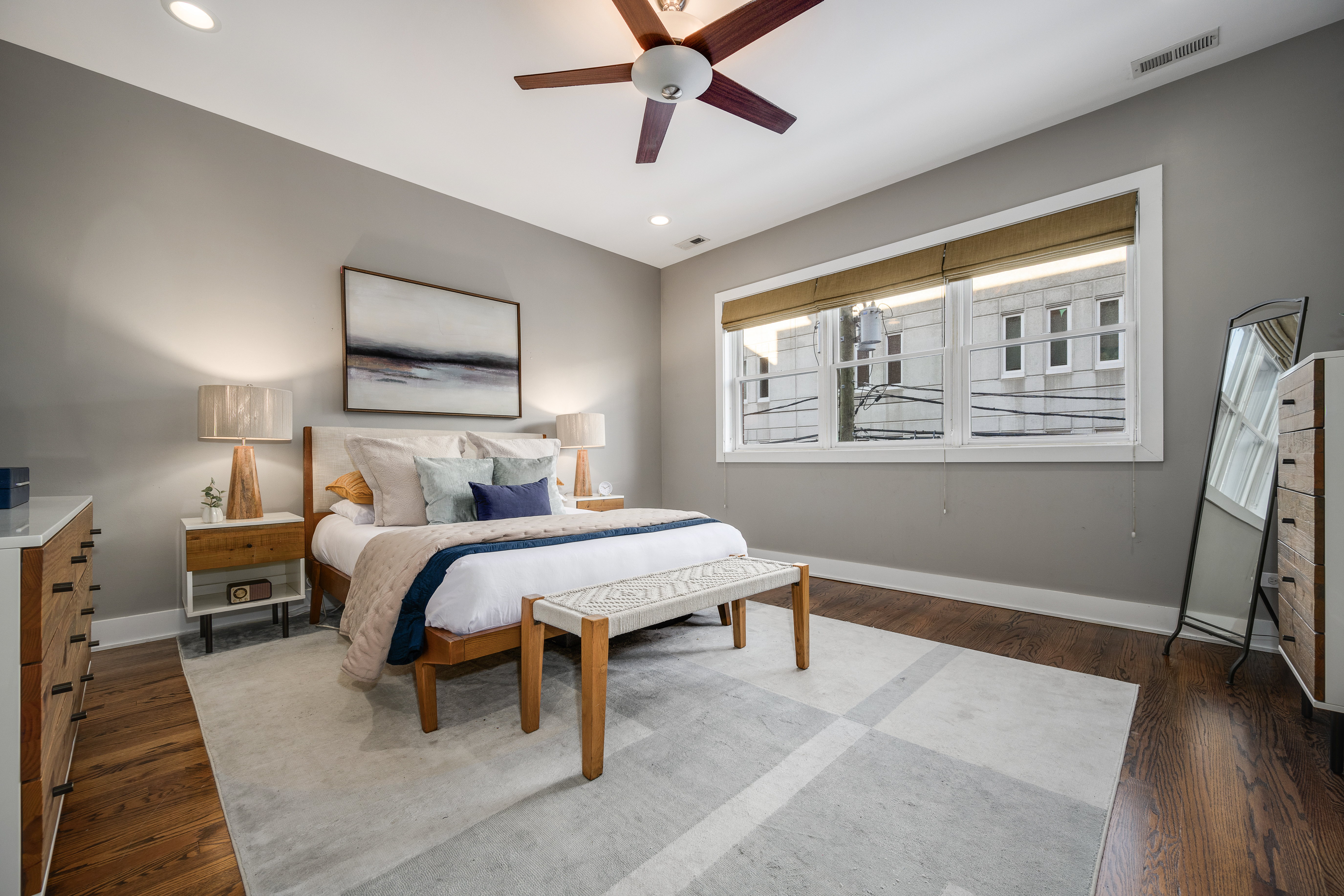 1242 W Jackson Boulevard Unit# 2W