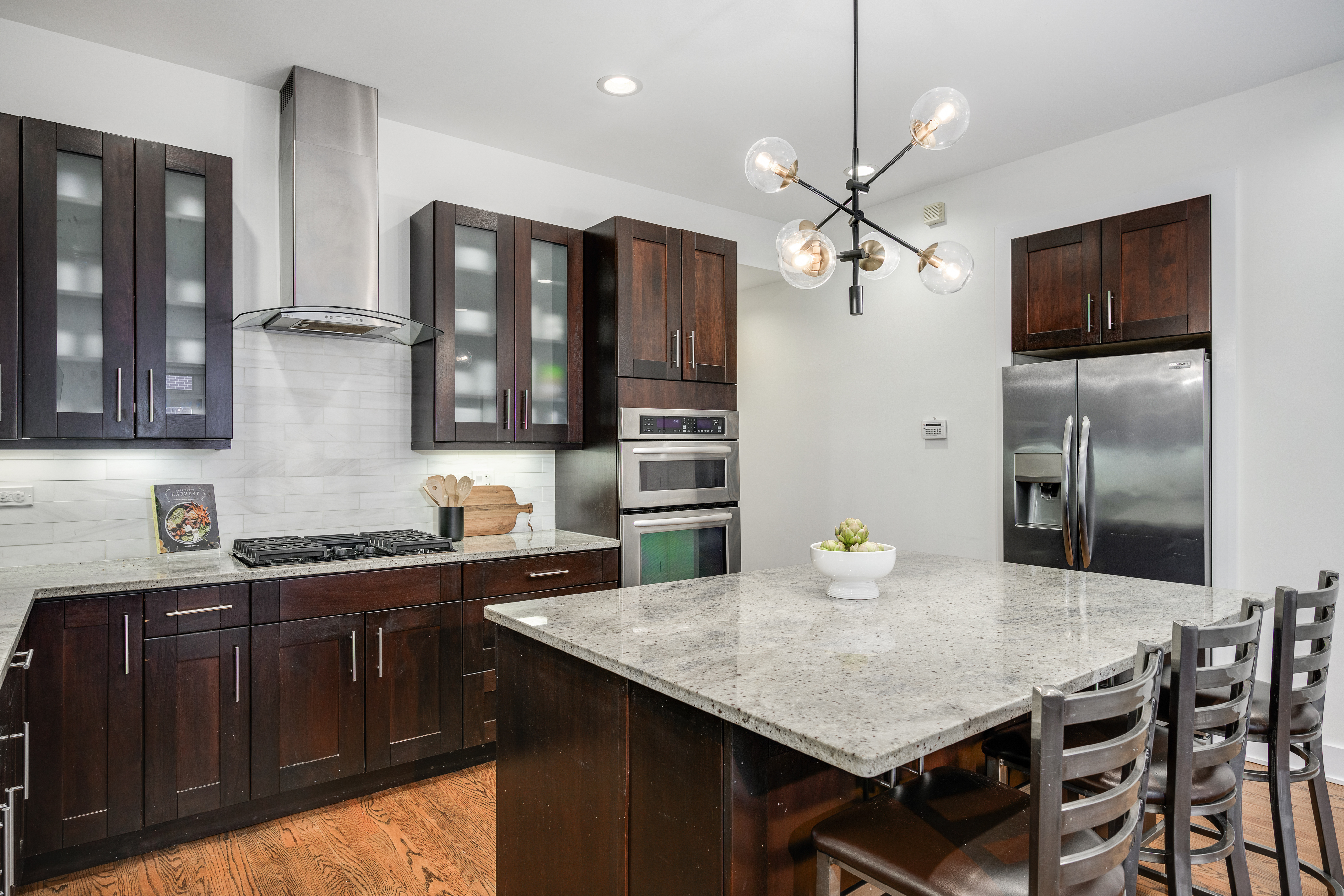 1242 W Jackson Boulevard Unit# 2W