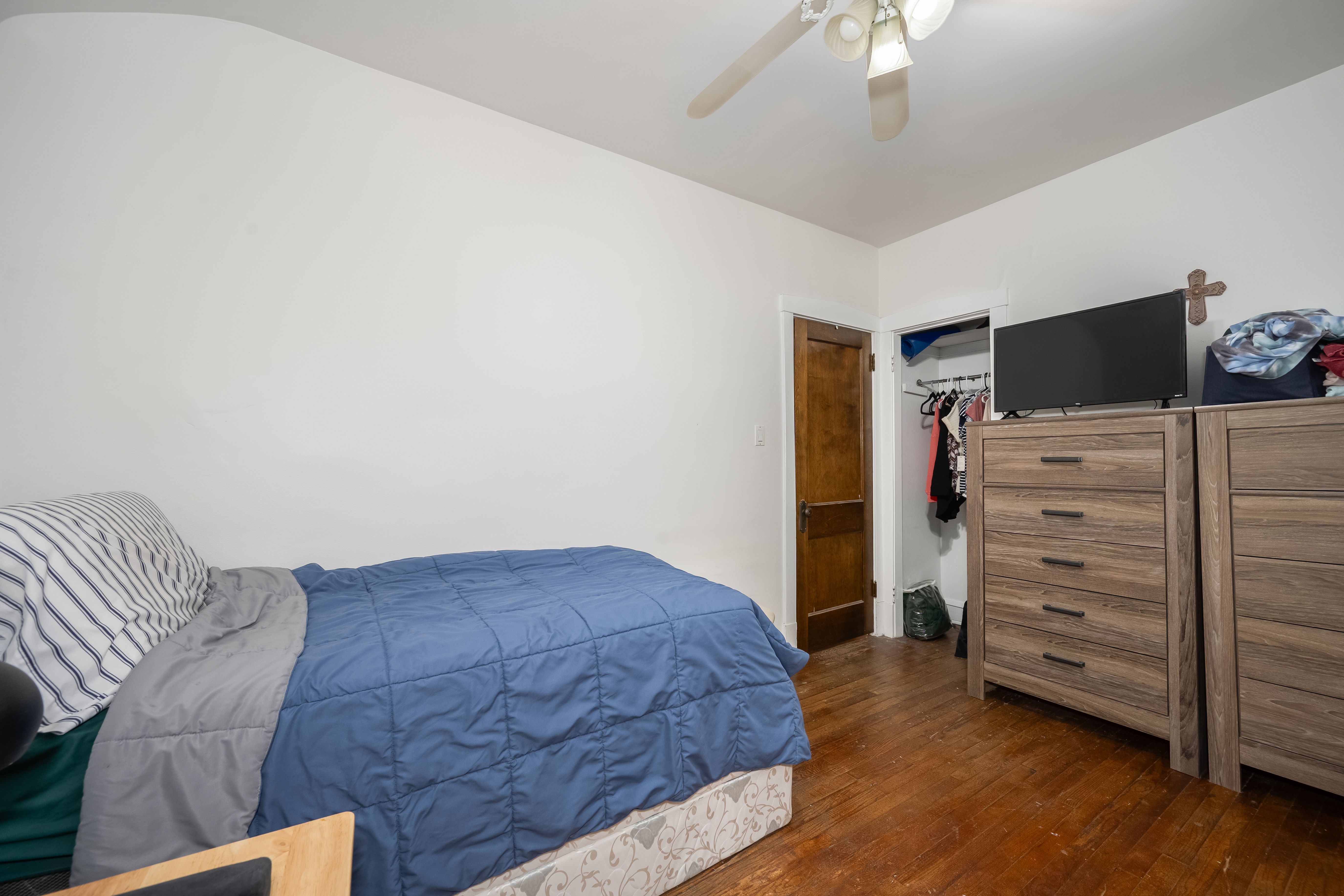 4042 N Monitor Avenue 