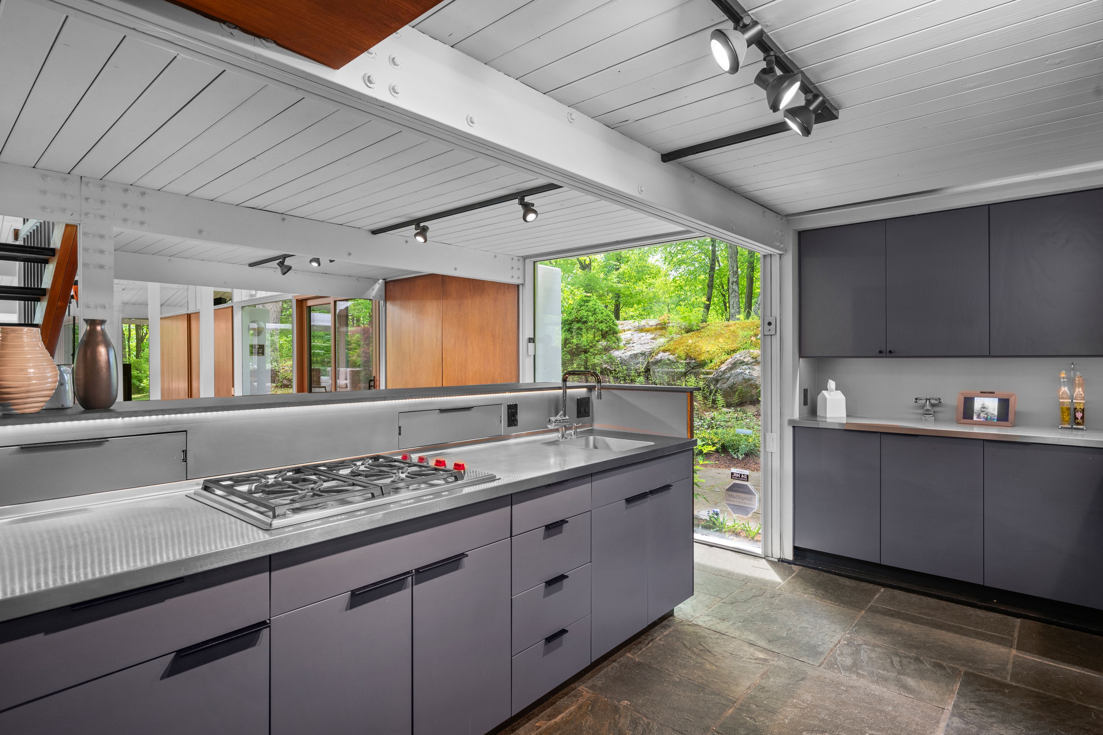 90 Taconic Road