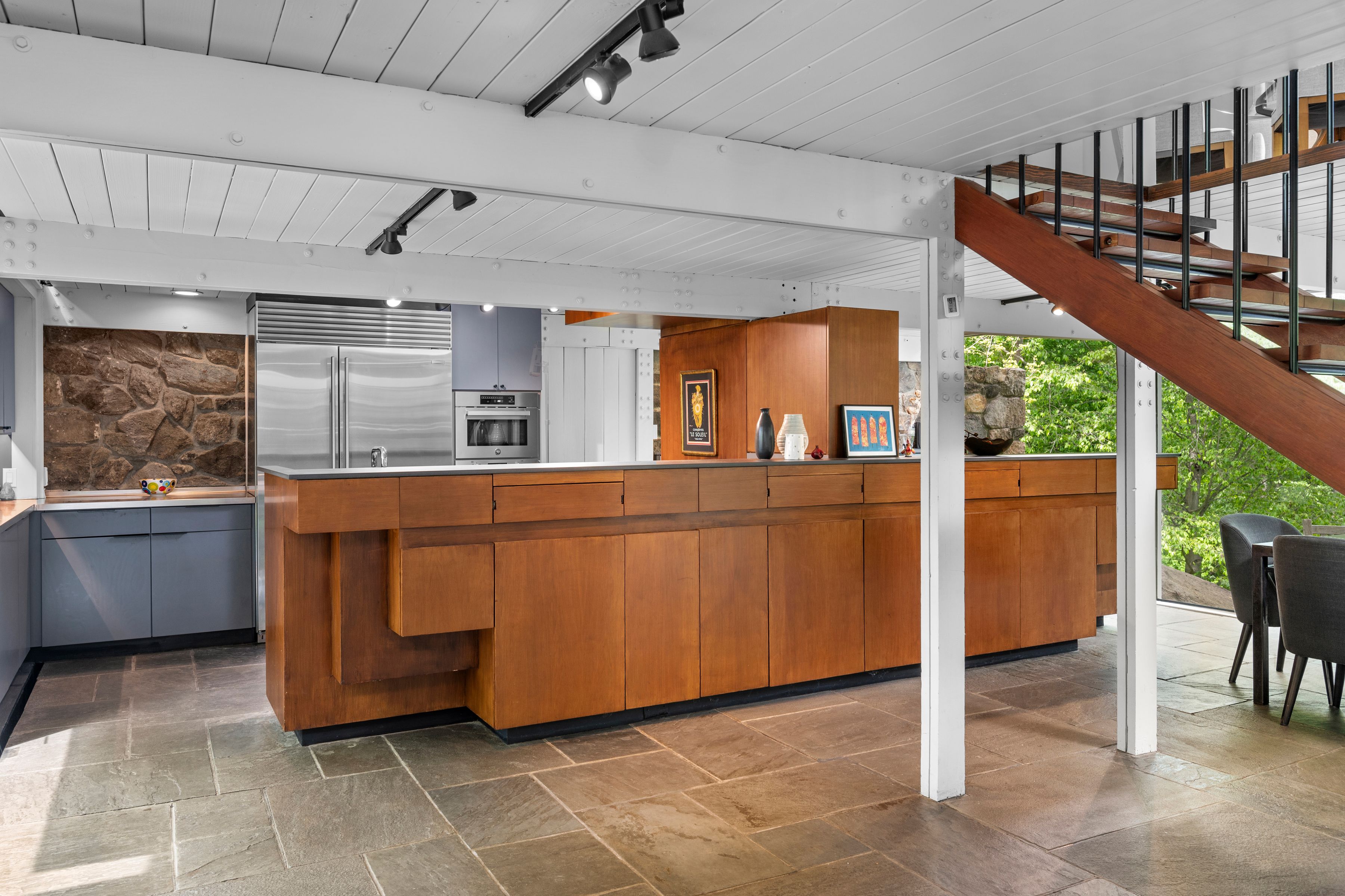 90 Taconic Road