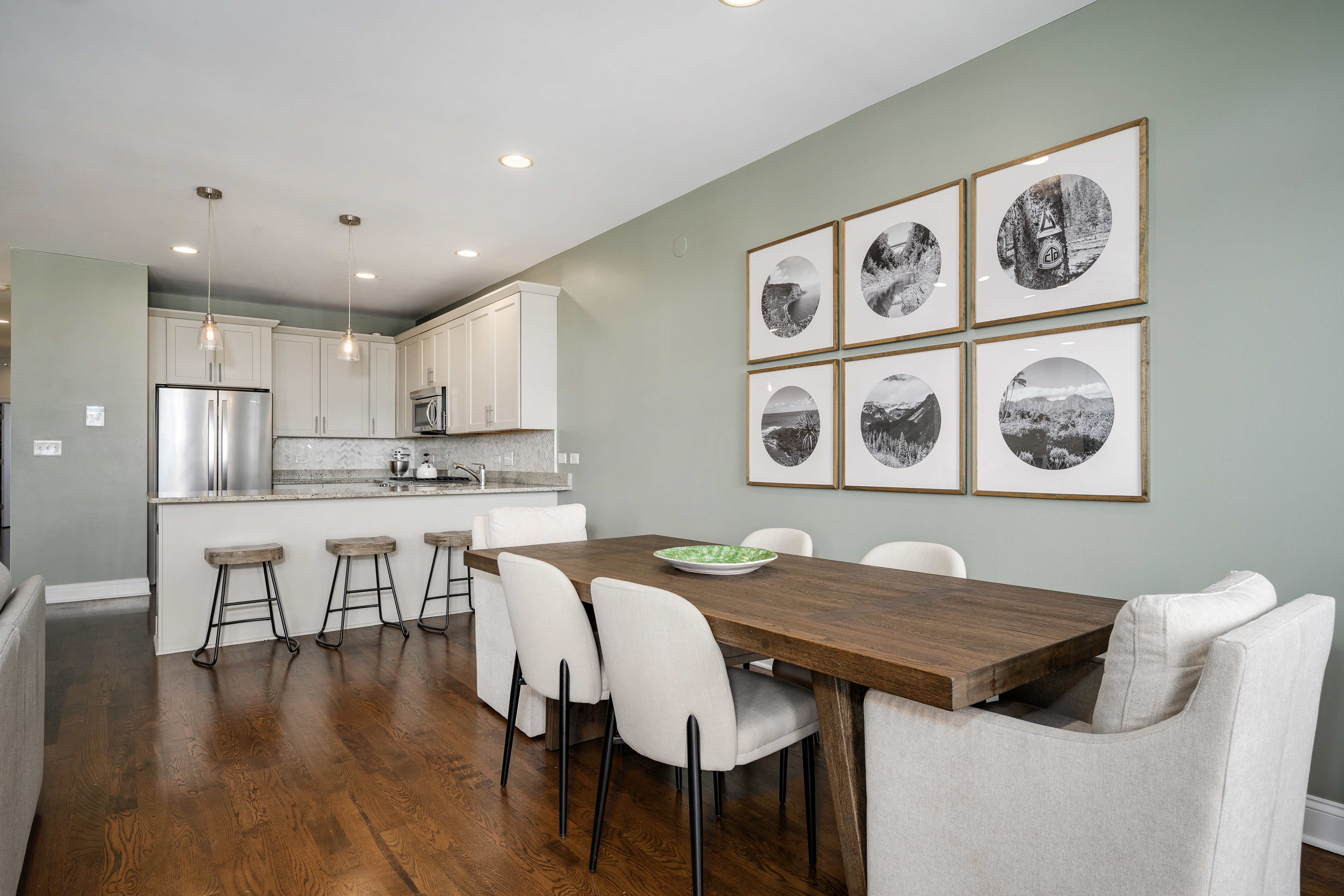 1519 W Irving Park Road Unit# 4