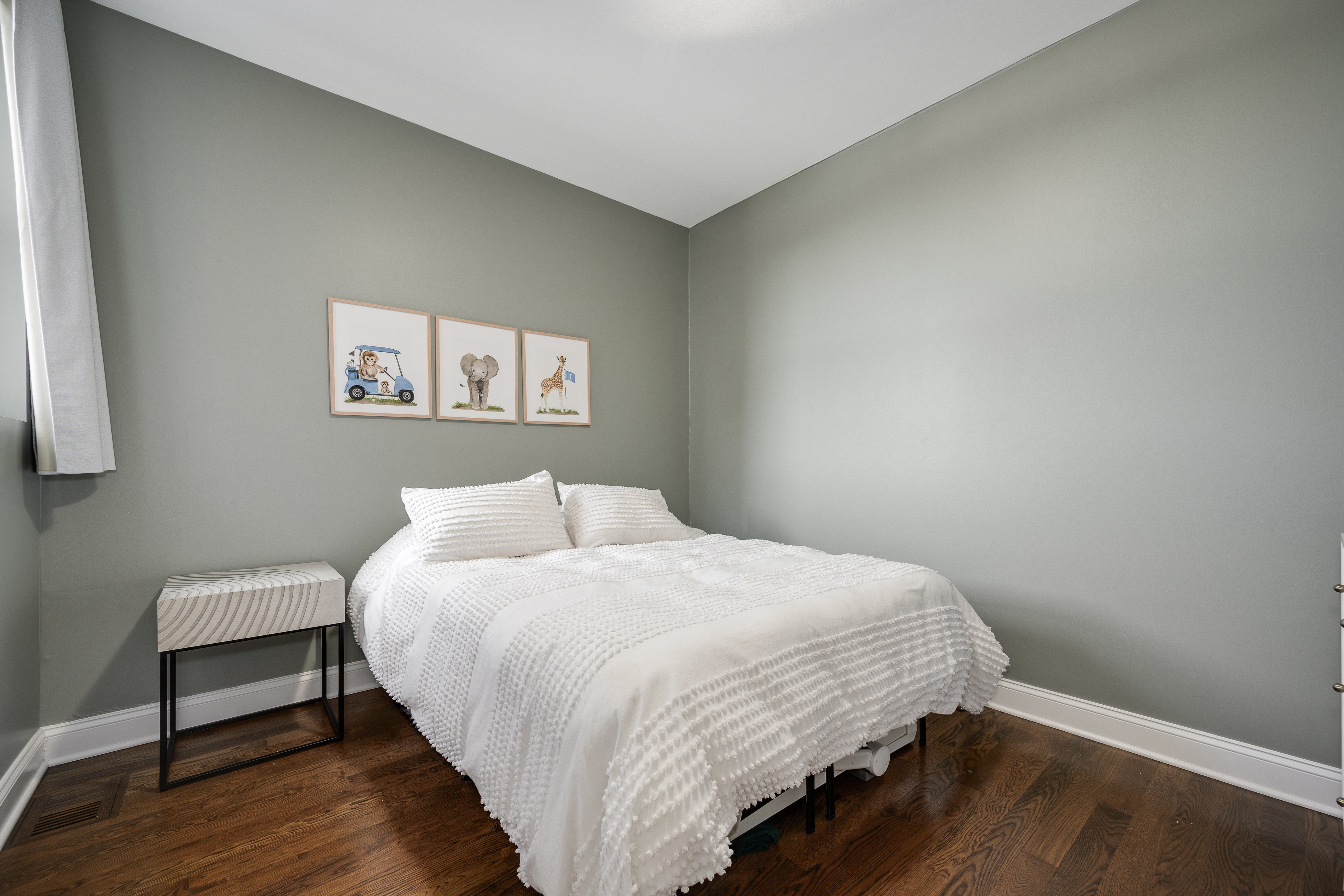 1519 W Irving Park Road Unit# 4