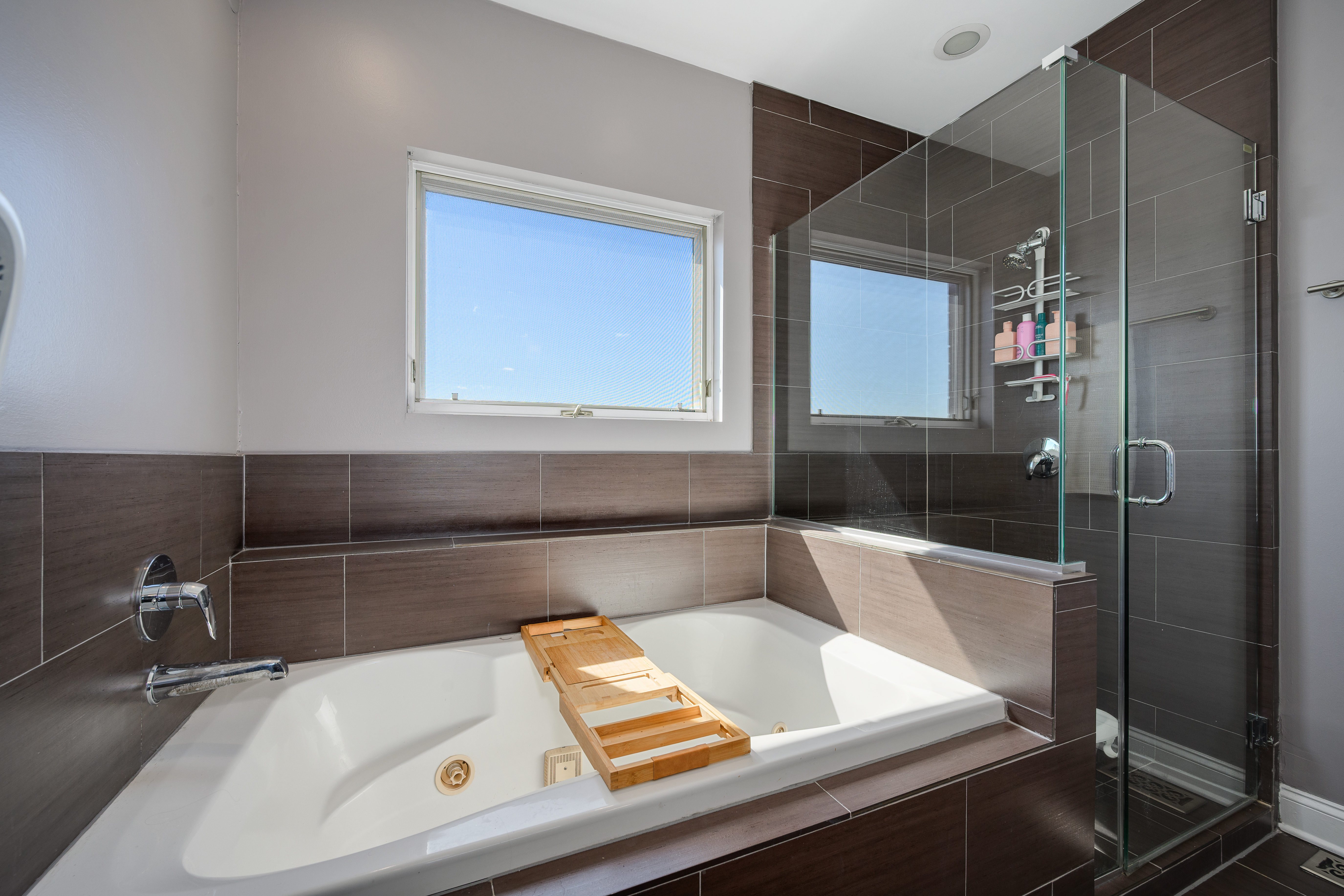 1519 W Irving Park Road Unit# 4