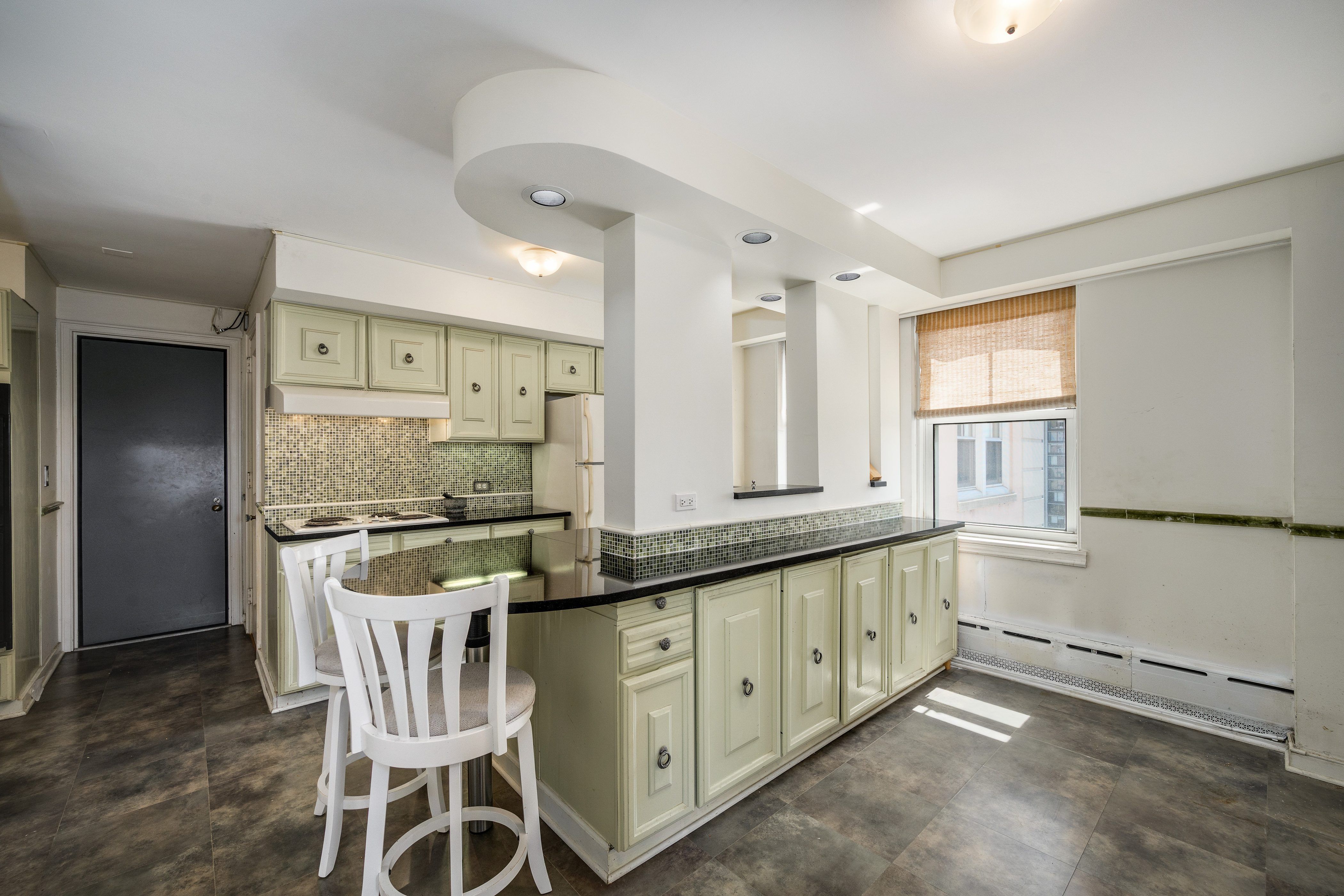 5555 N Sheridan Road Unit# 807