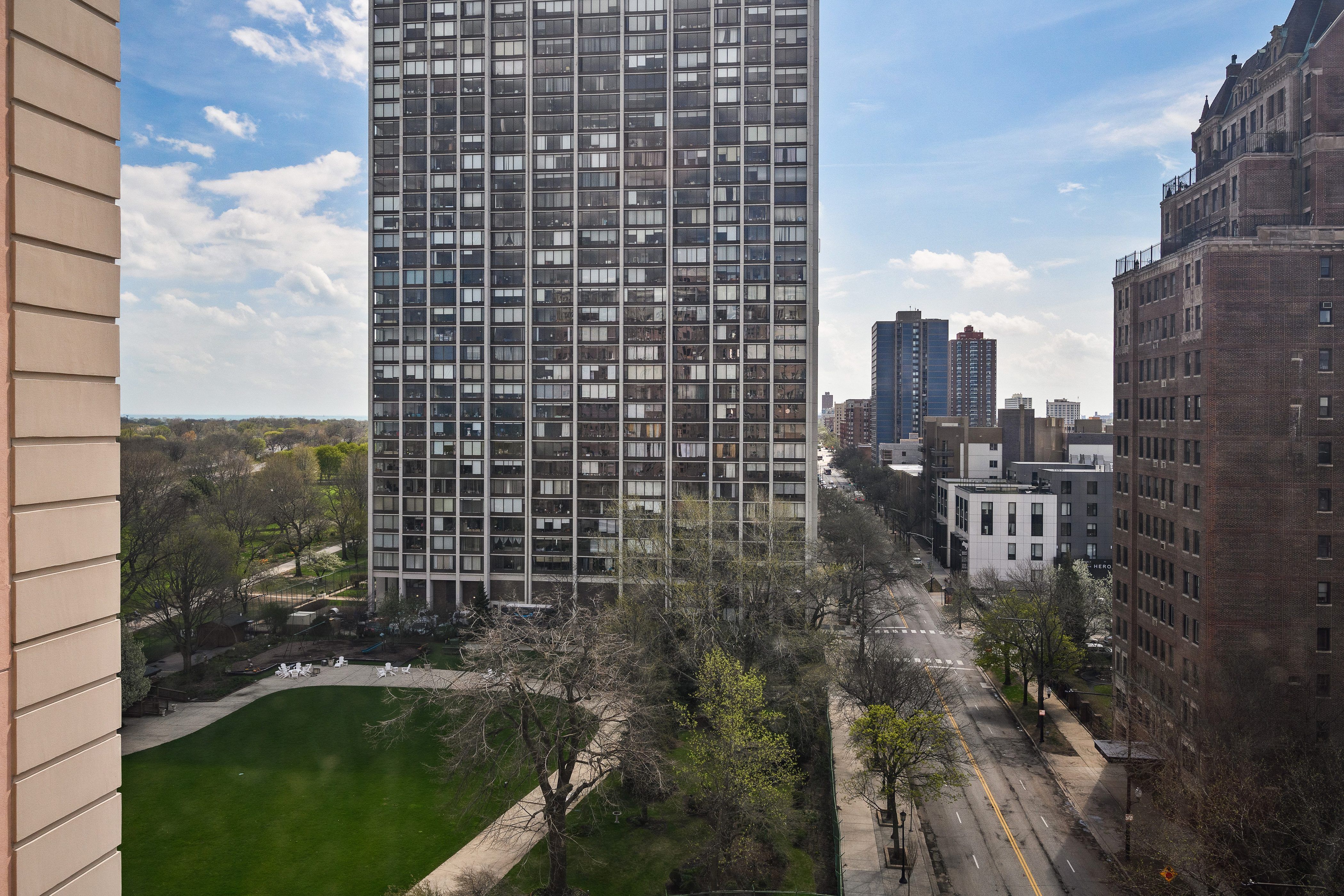 5555 N Sheridan Road Unit# 807