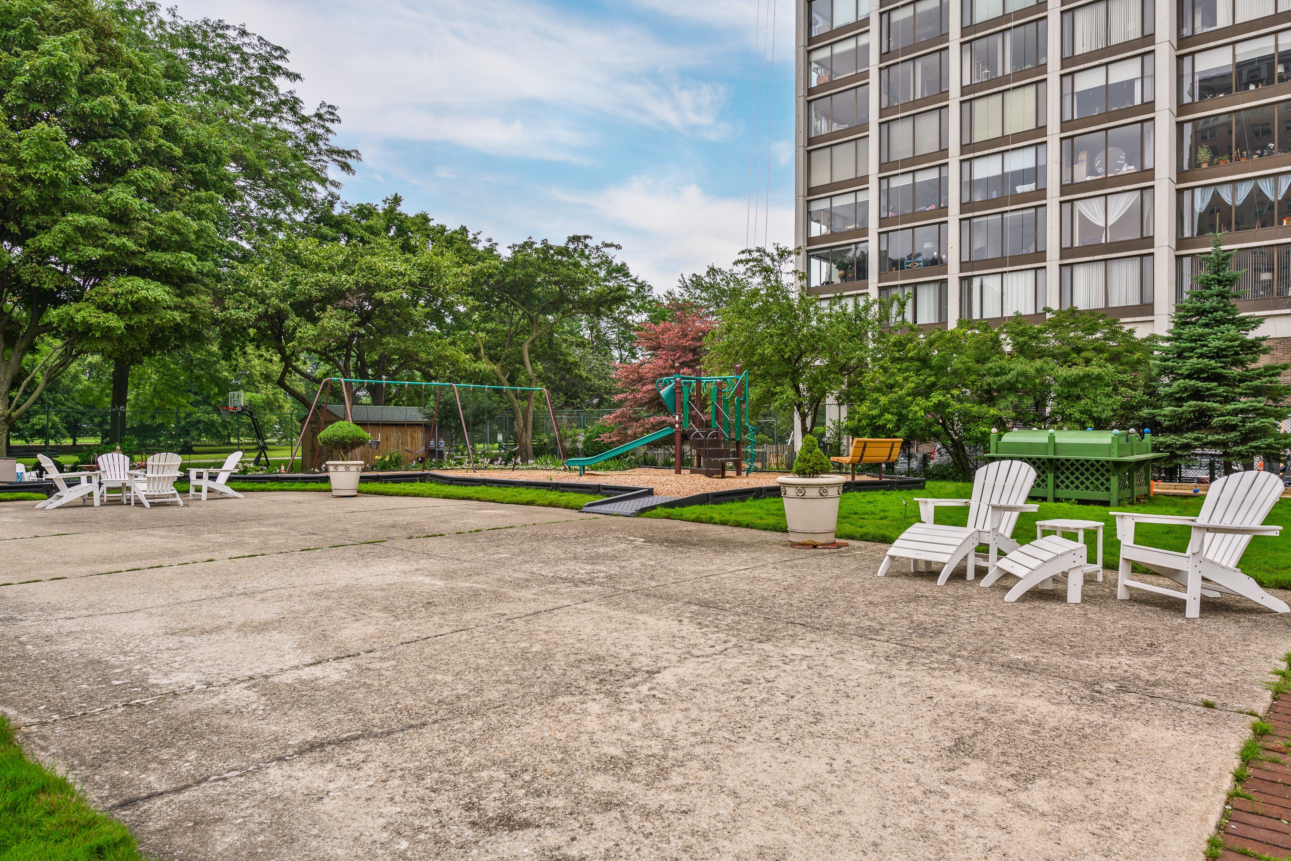 5555 N Sheridan Road Unit# 807