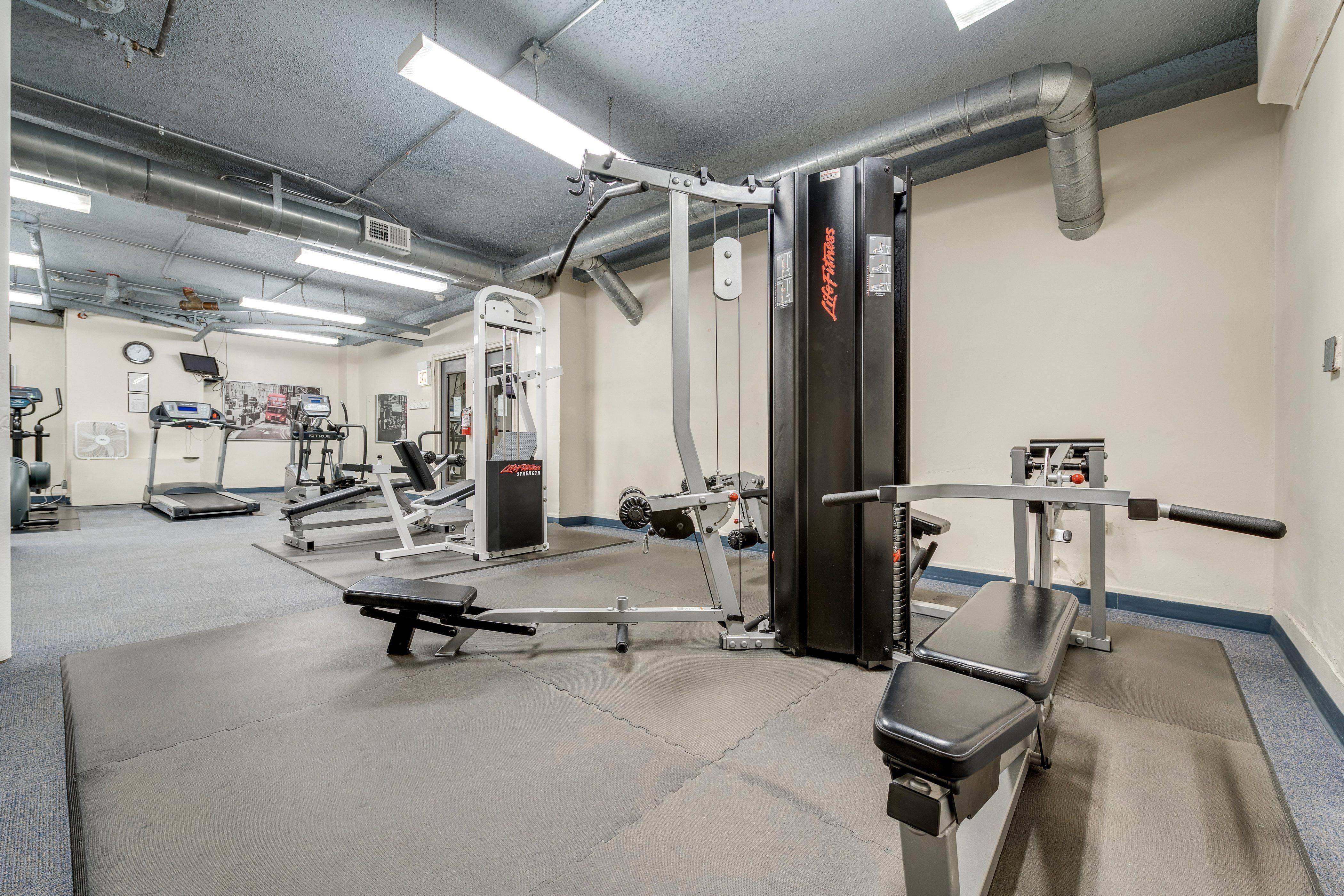 5555 N Sheridan Road Unit# 807