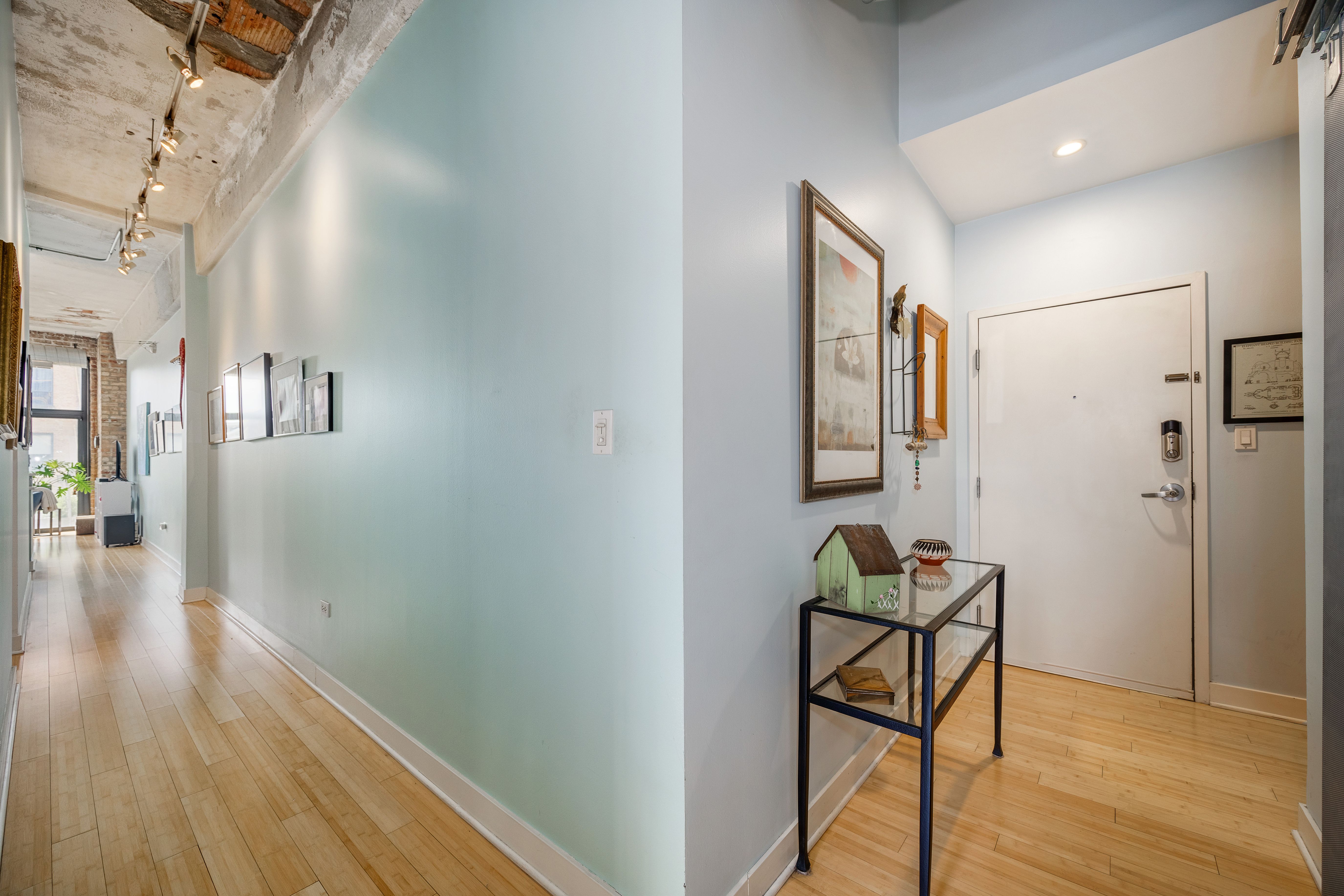 1910 S Indiana Avenue Unit# 321