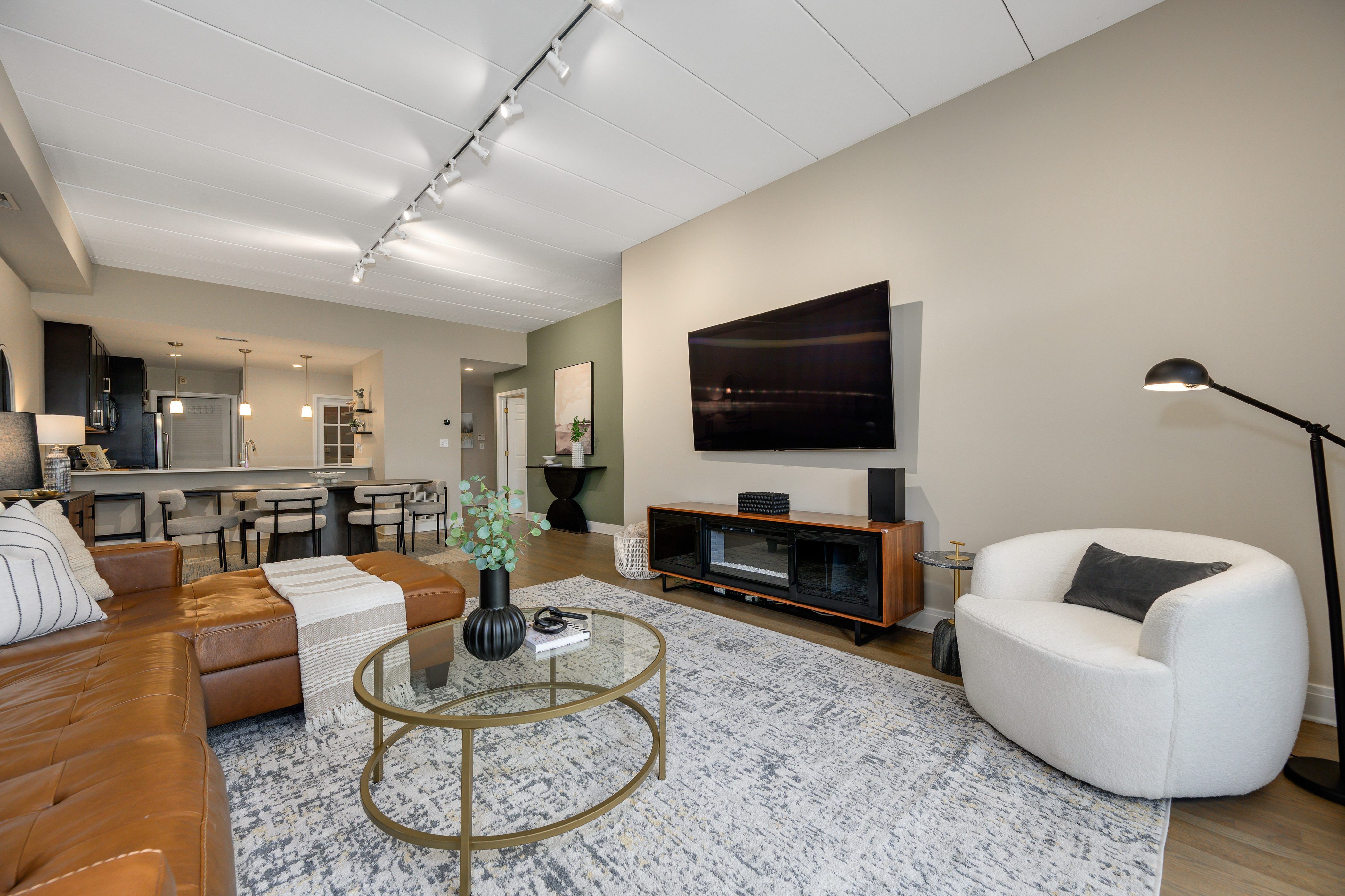 1111 W Madison Street Unit# 3B