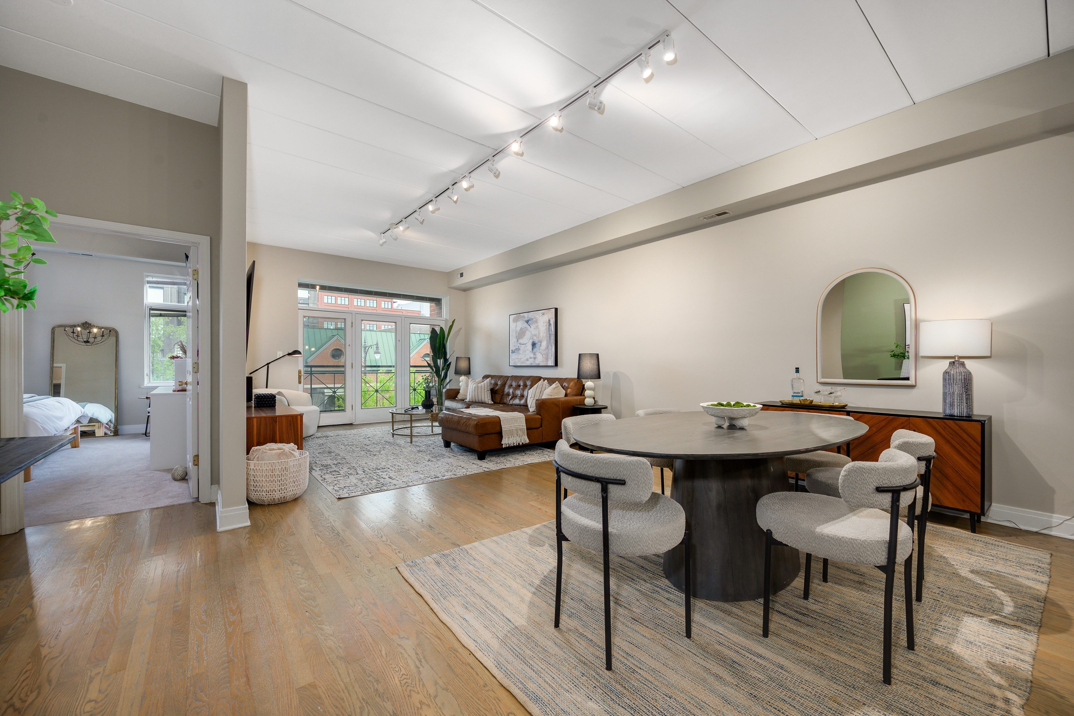 1111 W Madison Street Unit# 3B