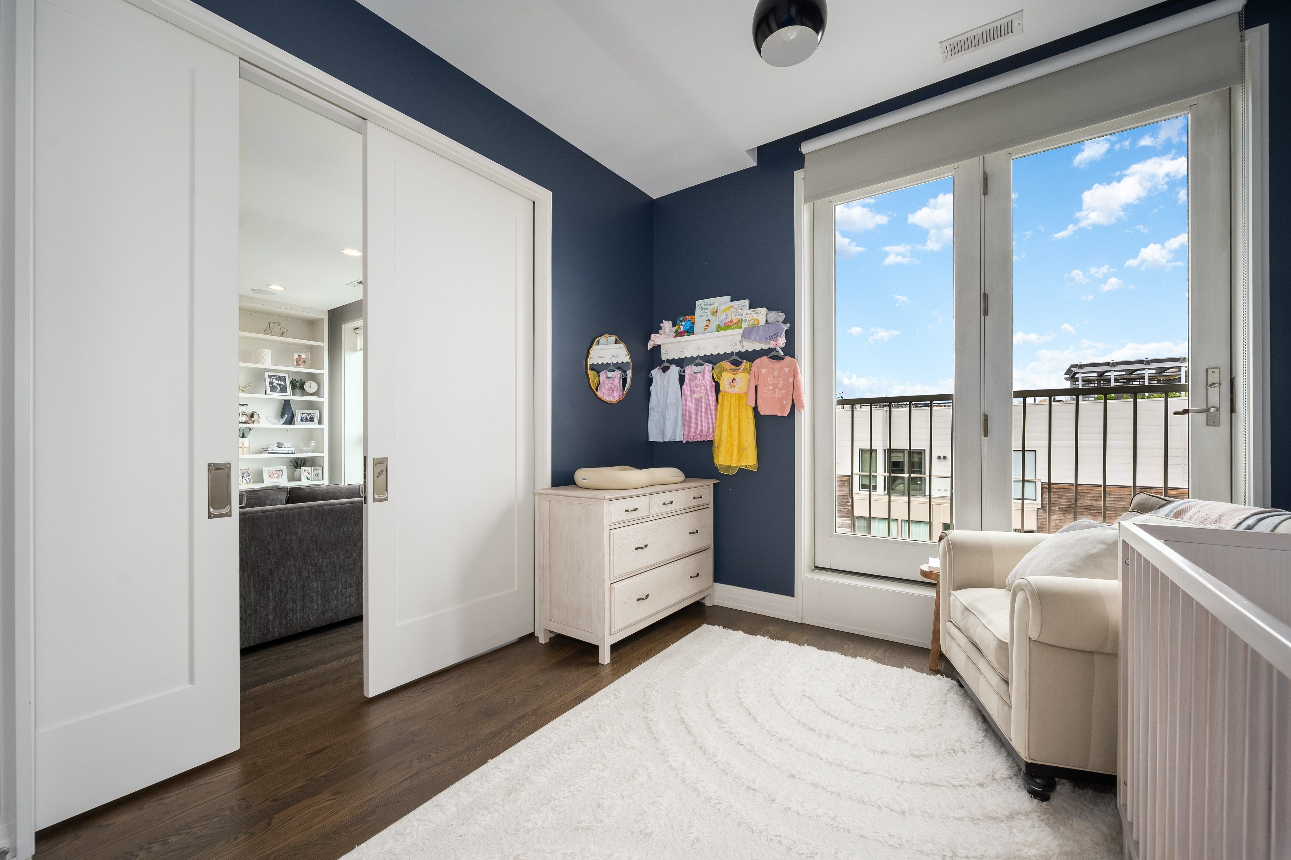 2755 N Lakewood Avenue Unit# 4S