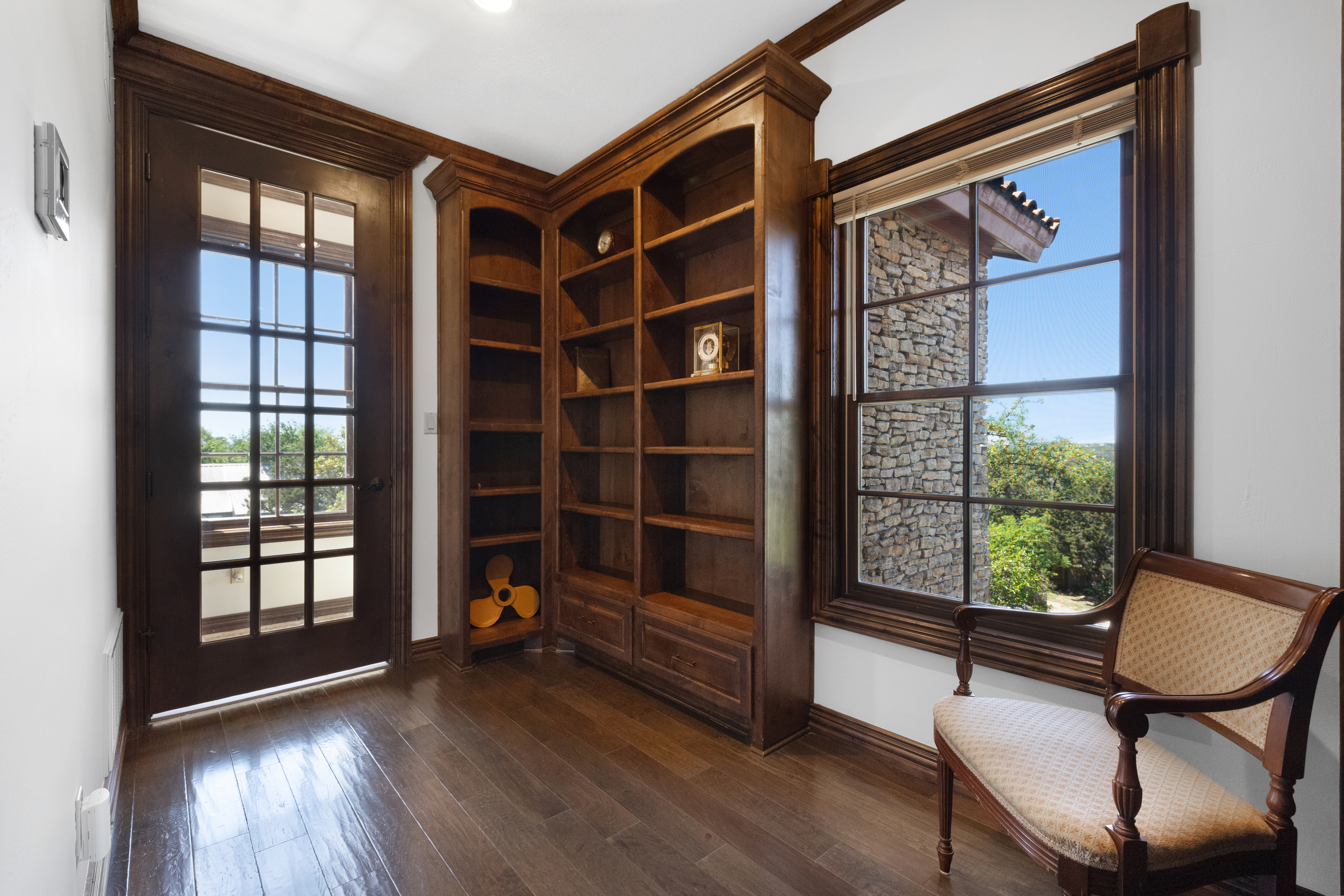 3205 Brass Buttons Trail 