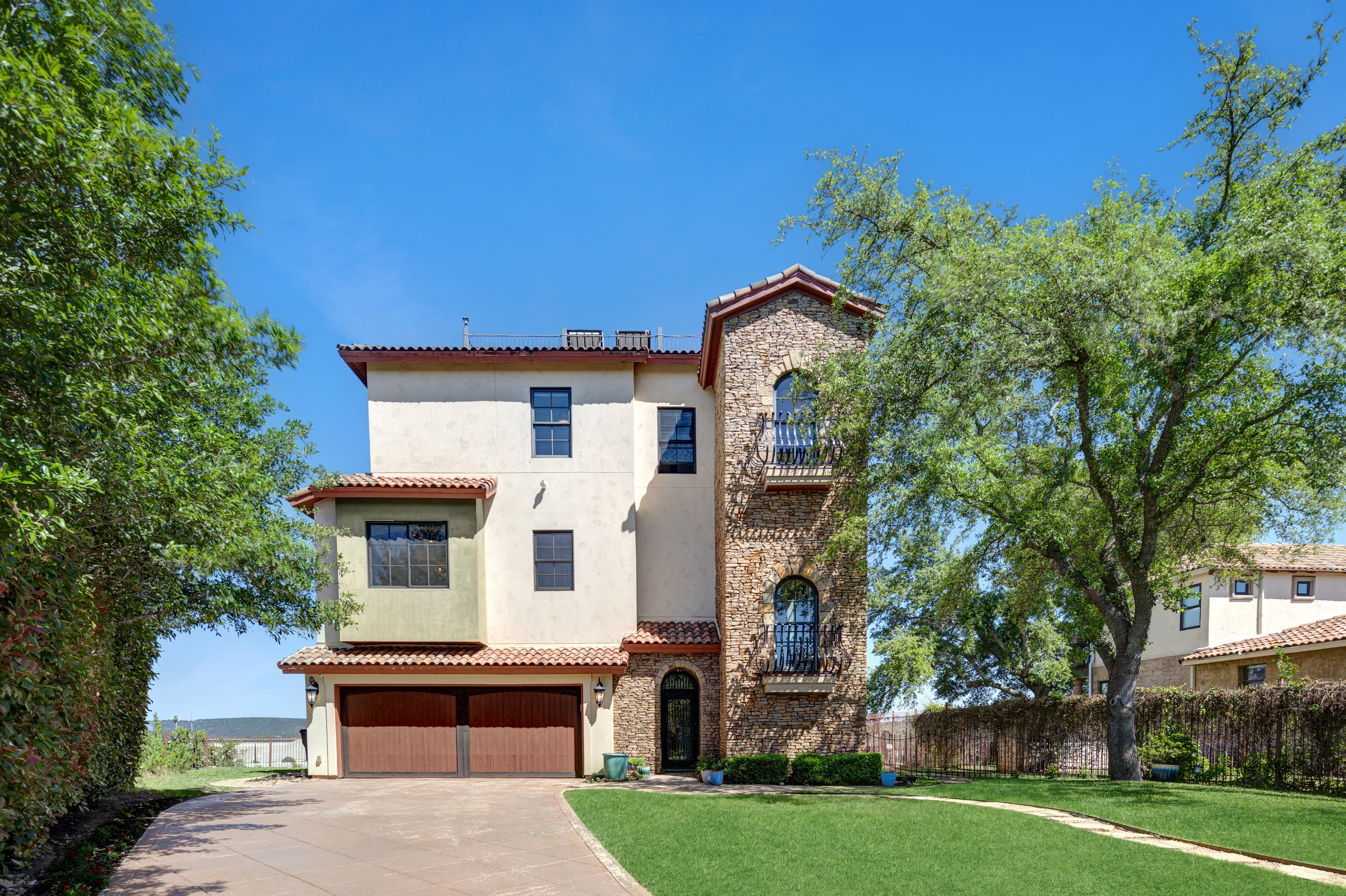 3205 Brass Buttons Trail 