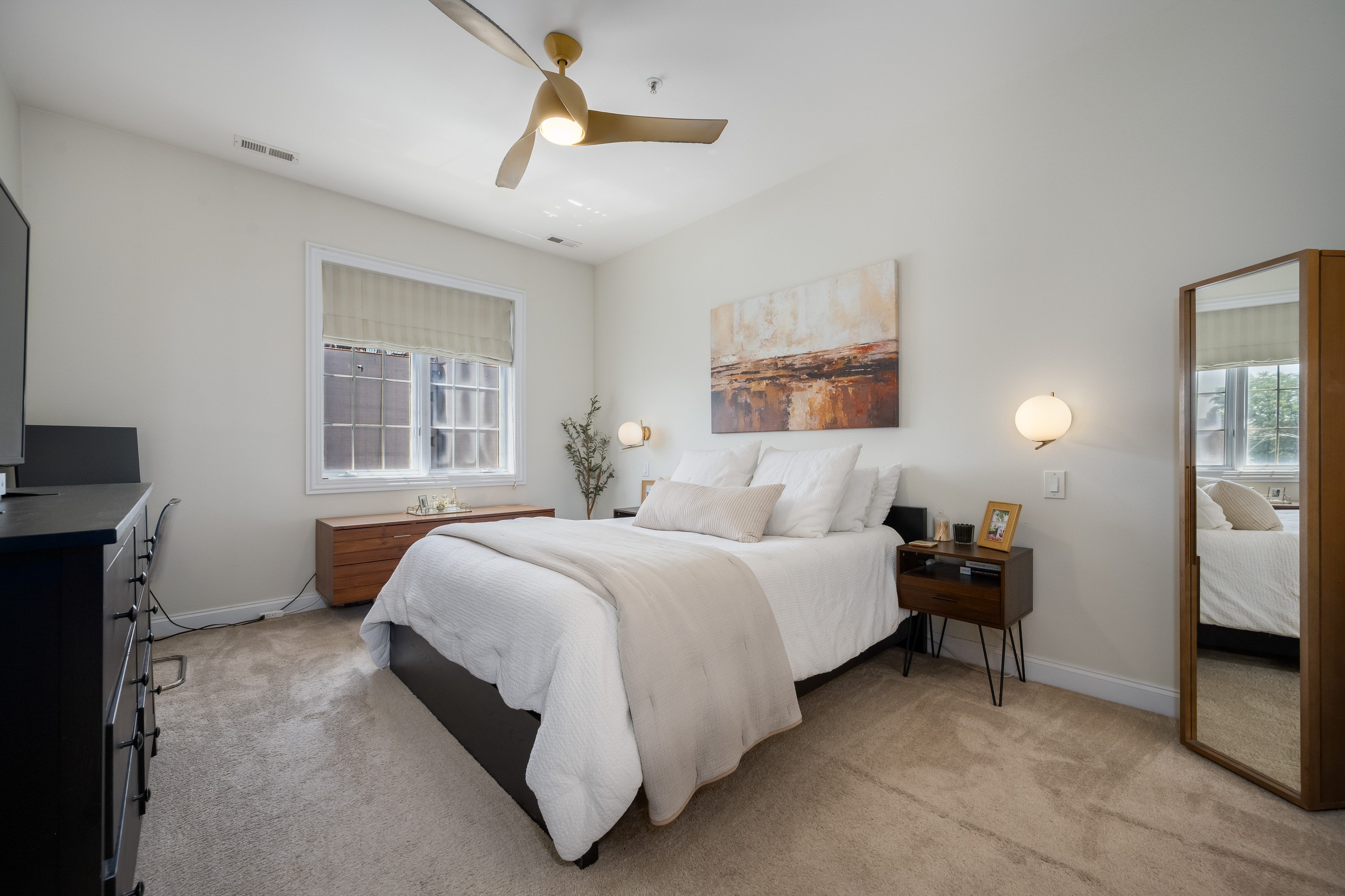 1453 W Irving Park Road Unit# 305