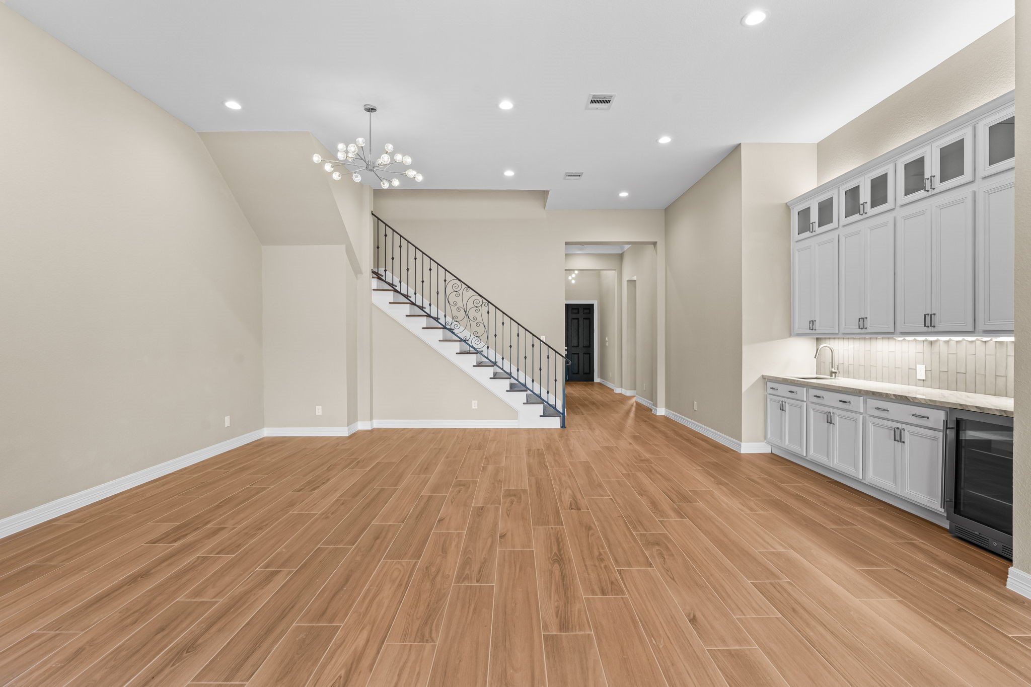 508 Amalfi Drive