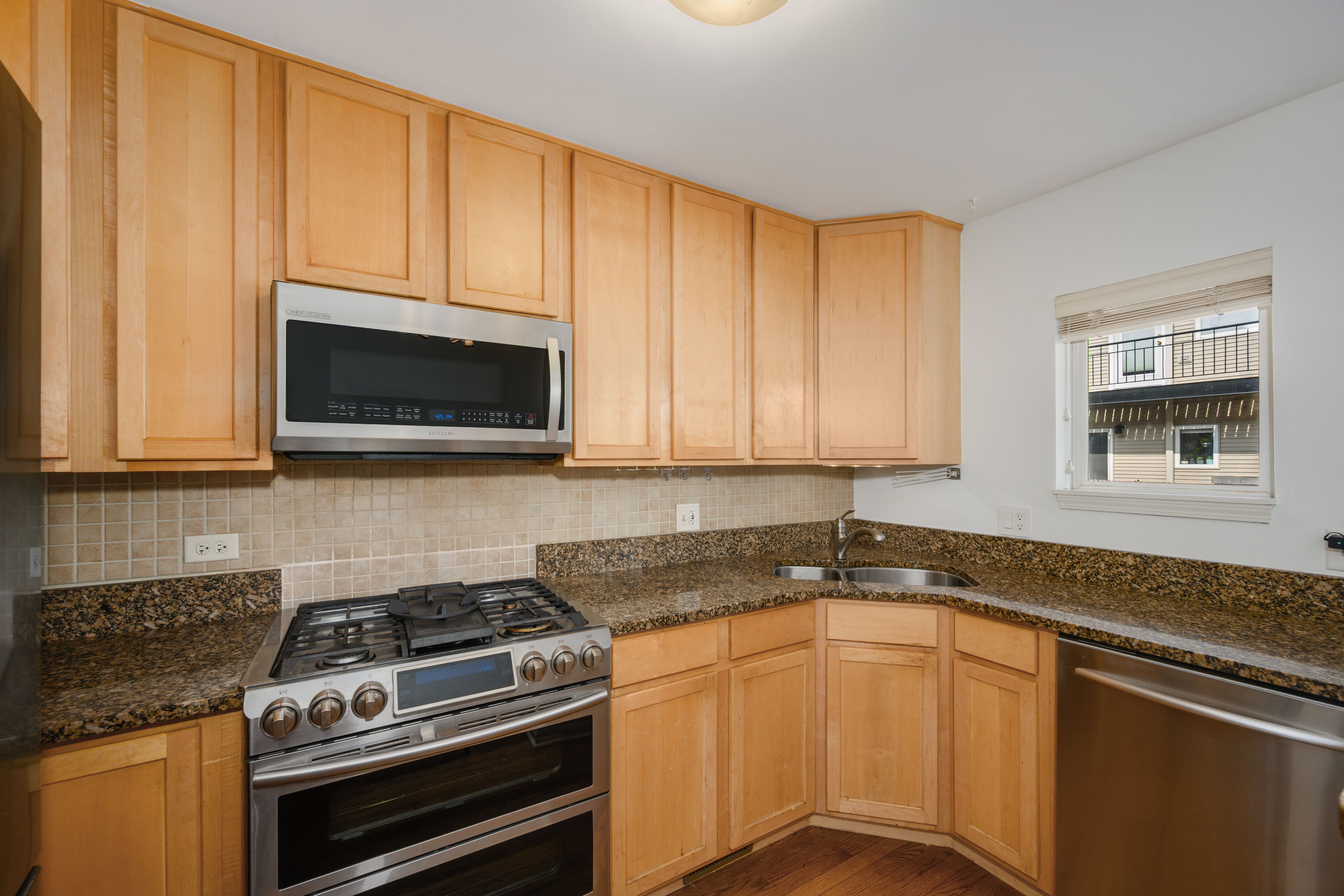 3643 W Cornelia Avenue Unit# B