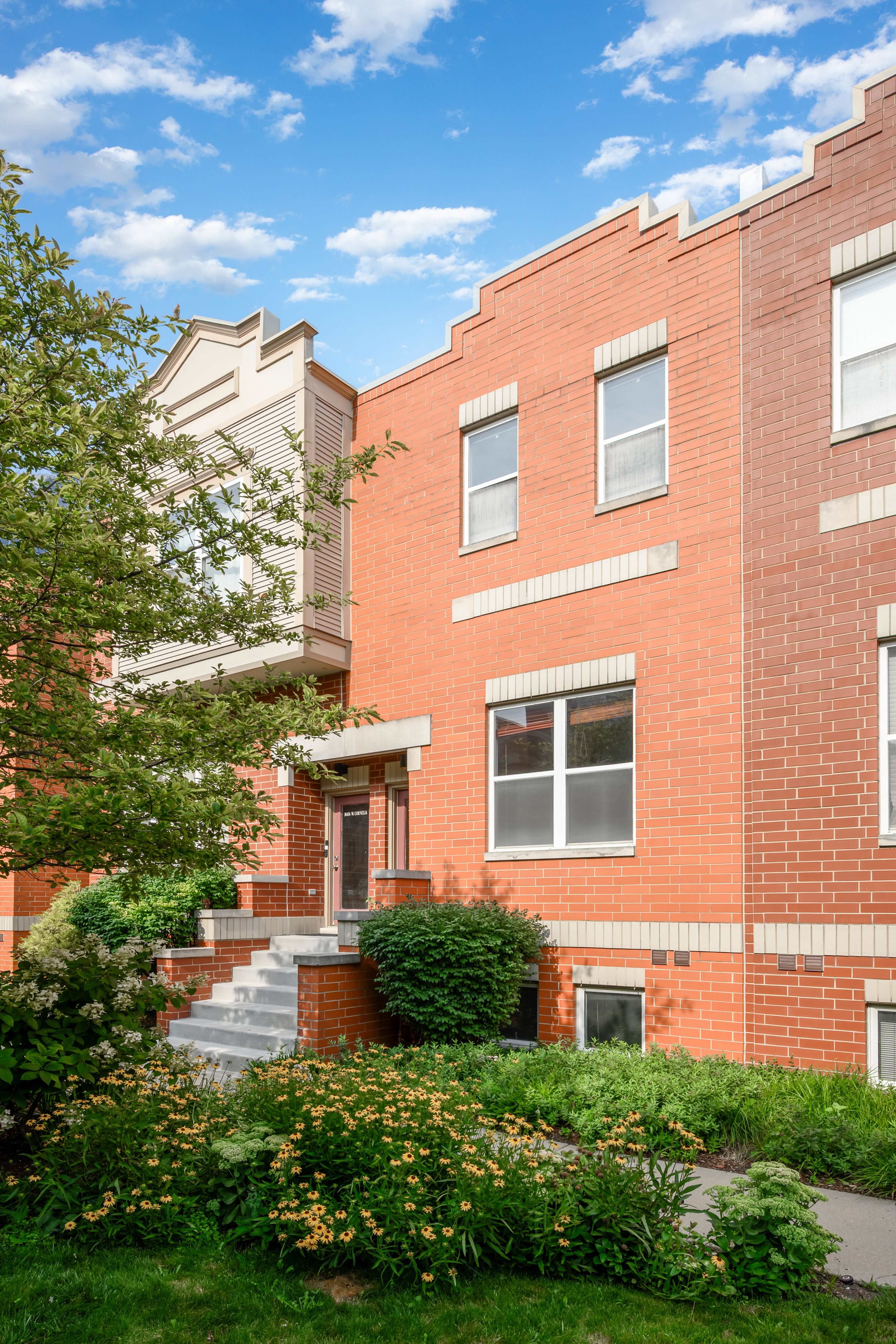 3643 W Cornelia Avenue Unit# B