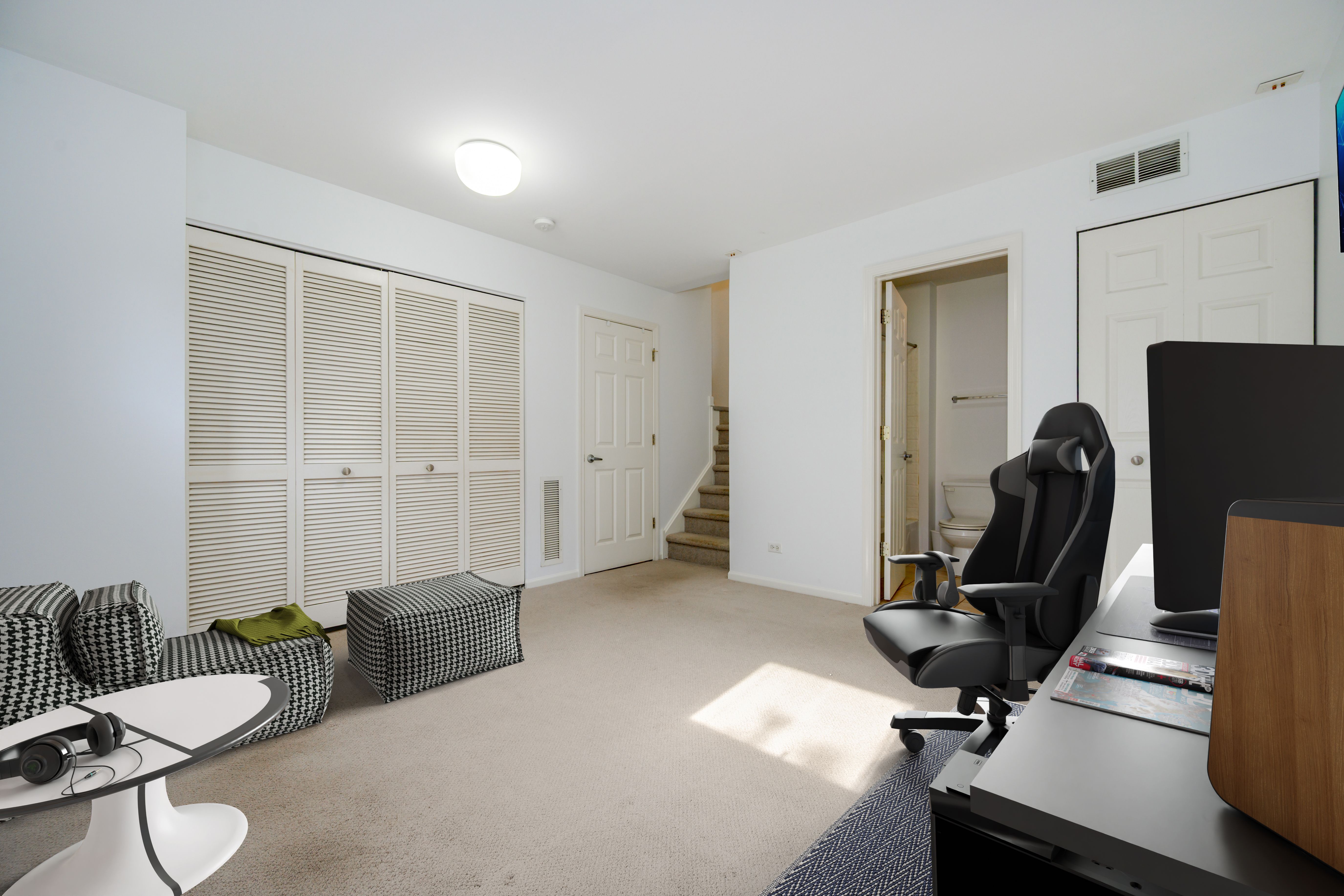 3643 W Cornelia Avenue Unit# B