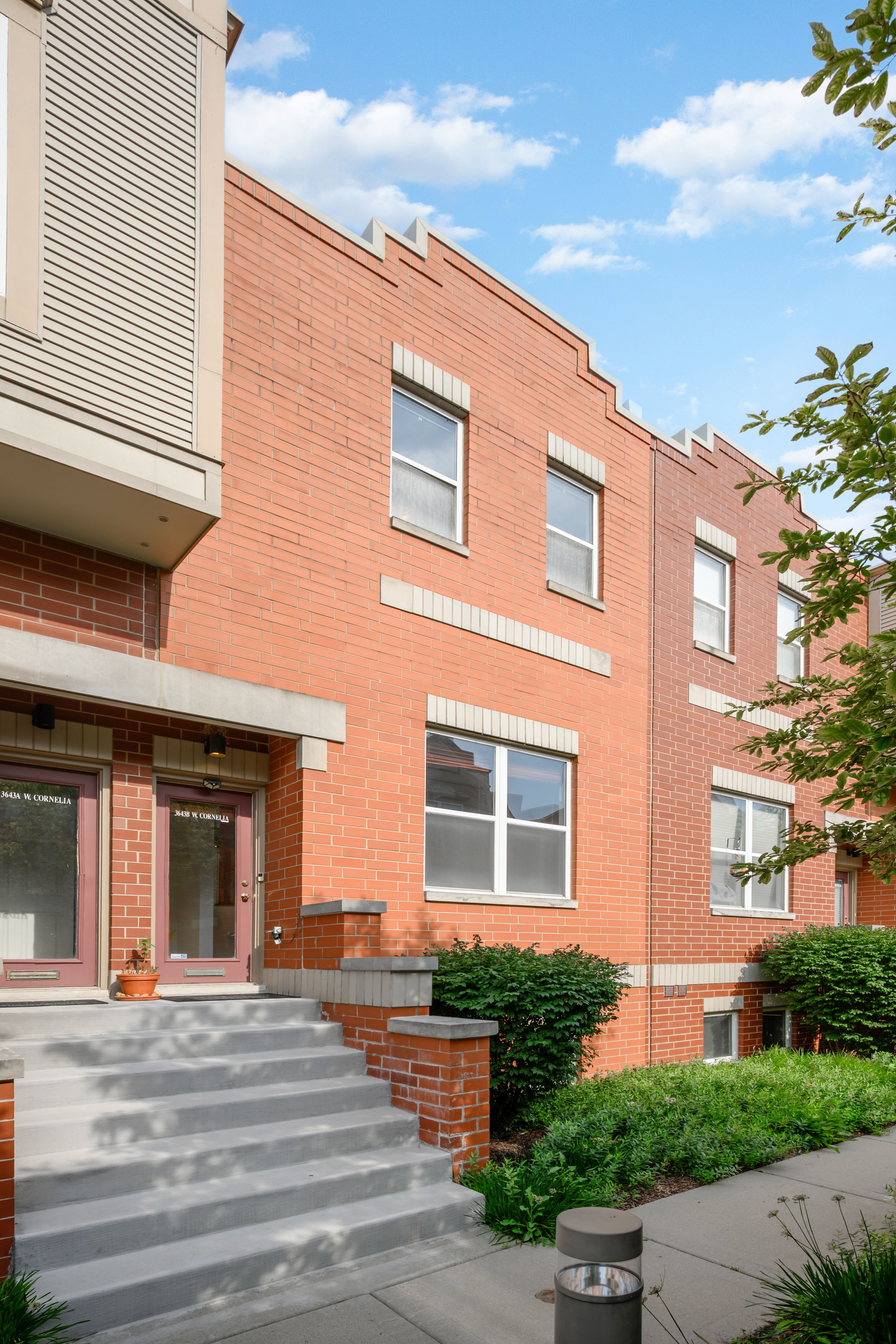 3643 W Cornelia Avenue Unit# B