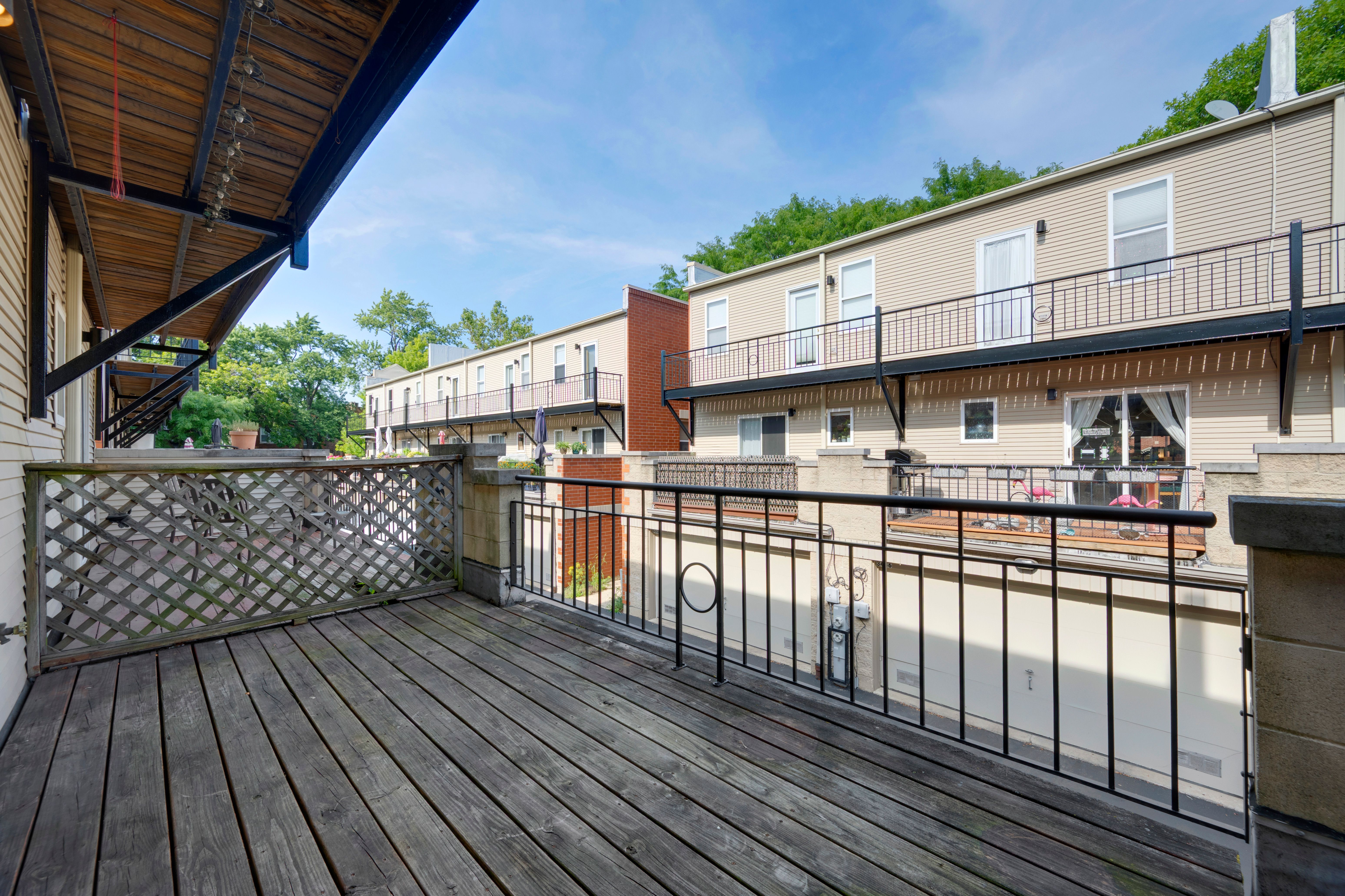 3643 W Cornelia Avenue Unit# B