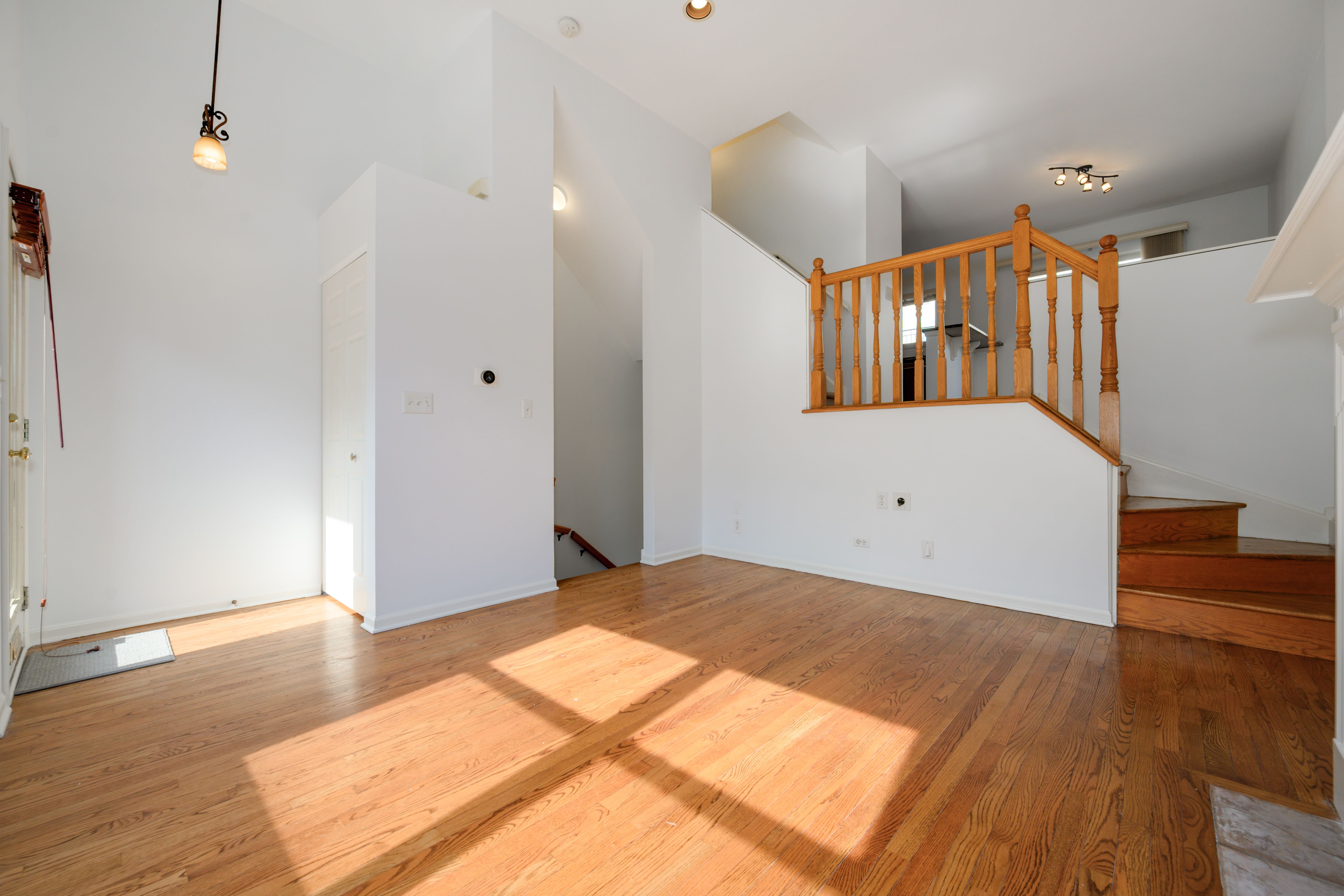 3643 W Cornelia Avenue Unit# B