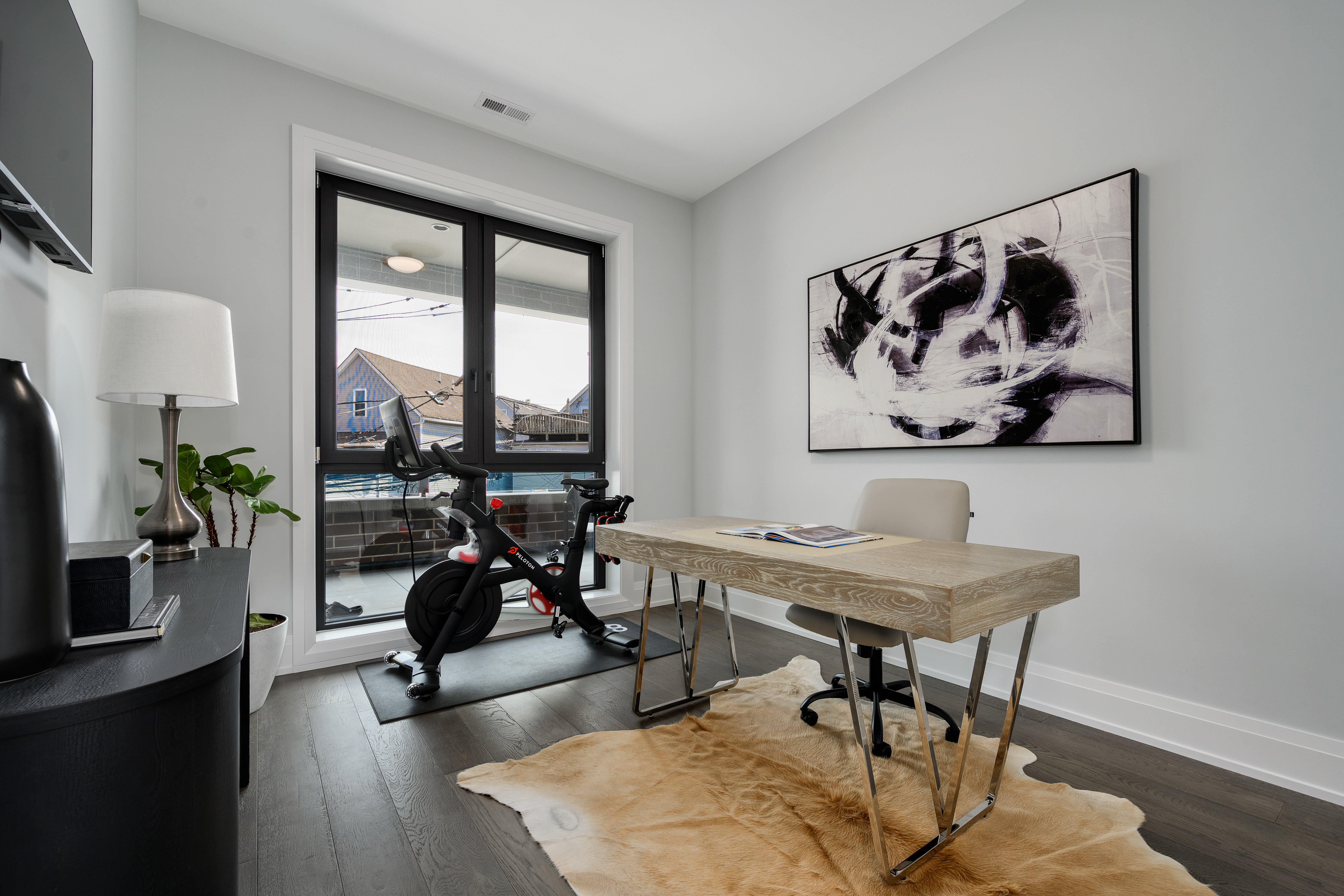 3037 N Lincoln Avenue Unit# 205