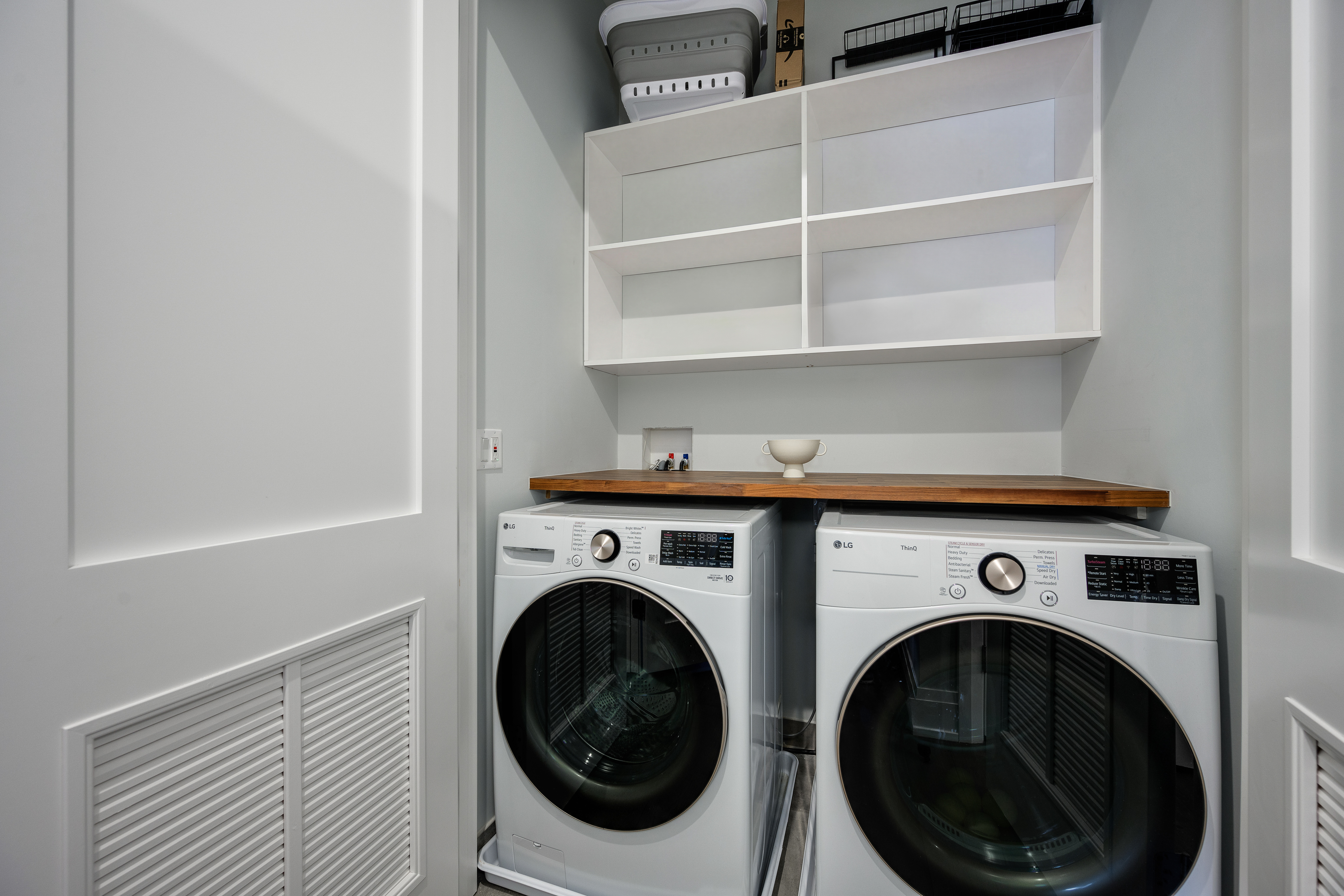 3037 N Lincoln Avenue Unit# 205